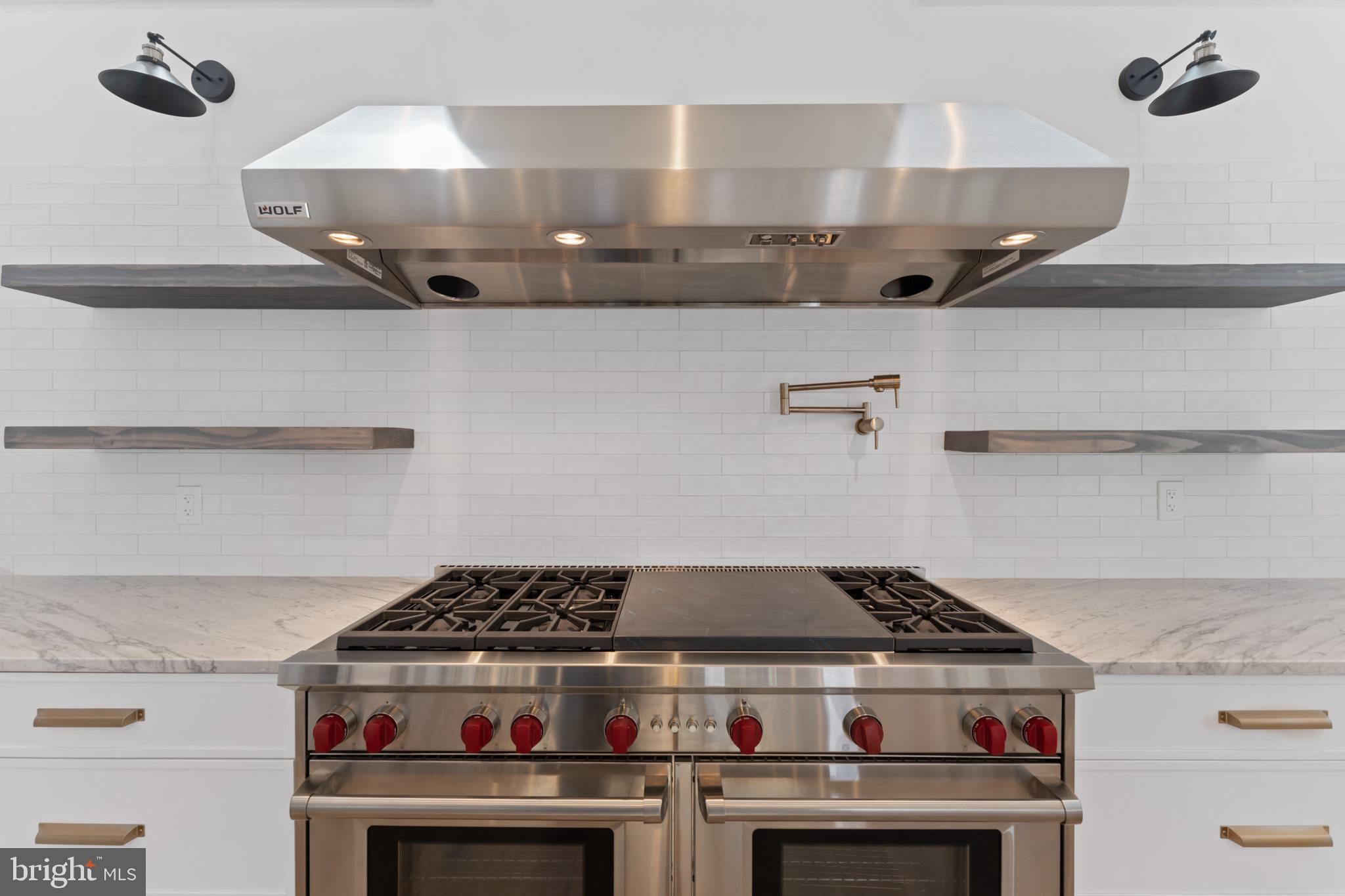 LAFAYETTE HILL - Residential