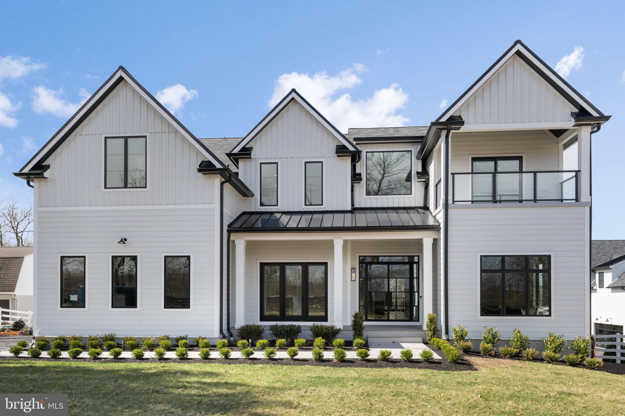 LAFAYETTE HILL - Residential