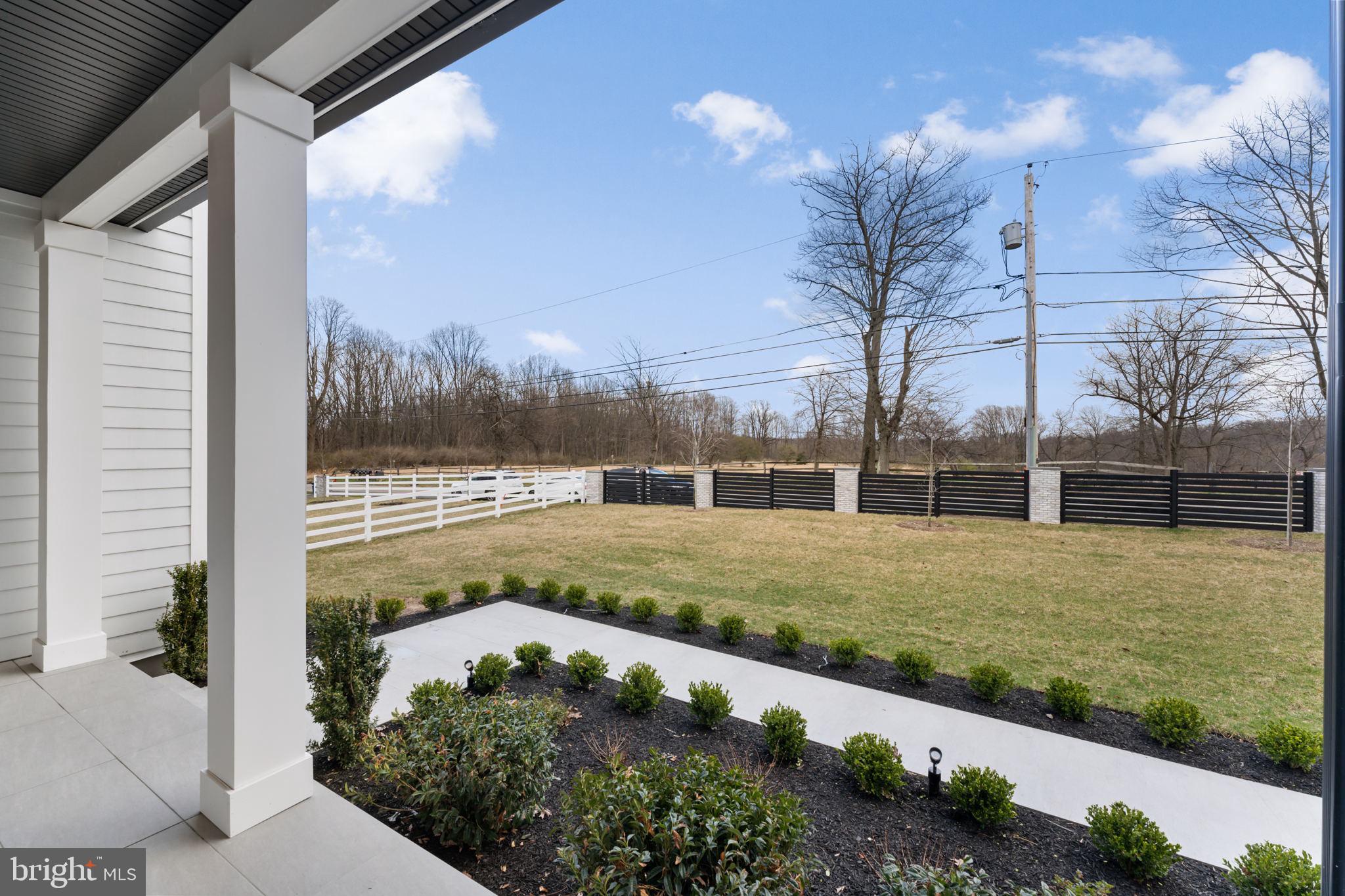 LAFAYETTE HILL - Residential