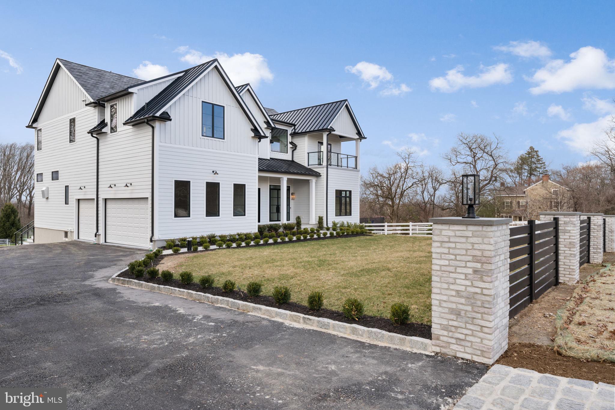 LAFAYETTE HILL - Residential