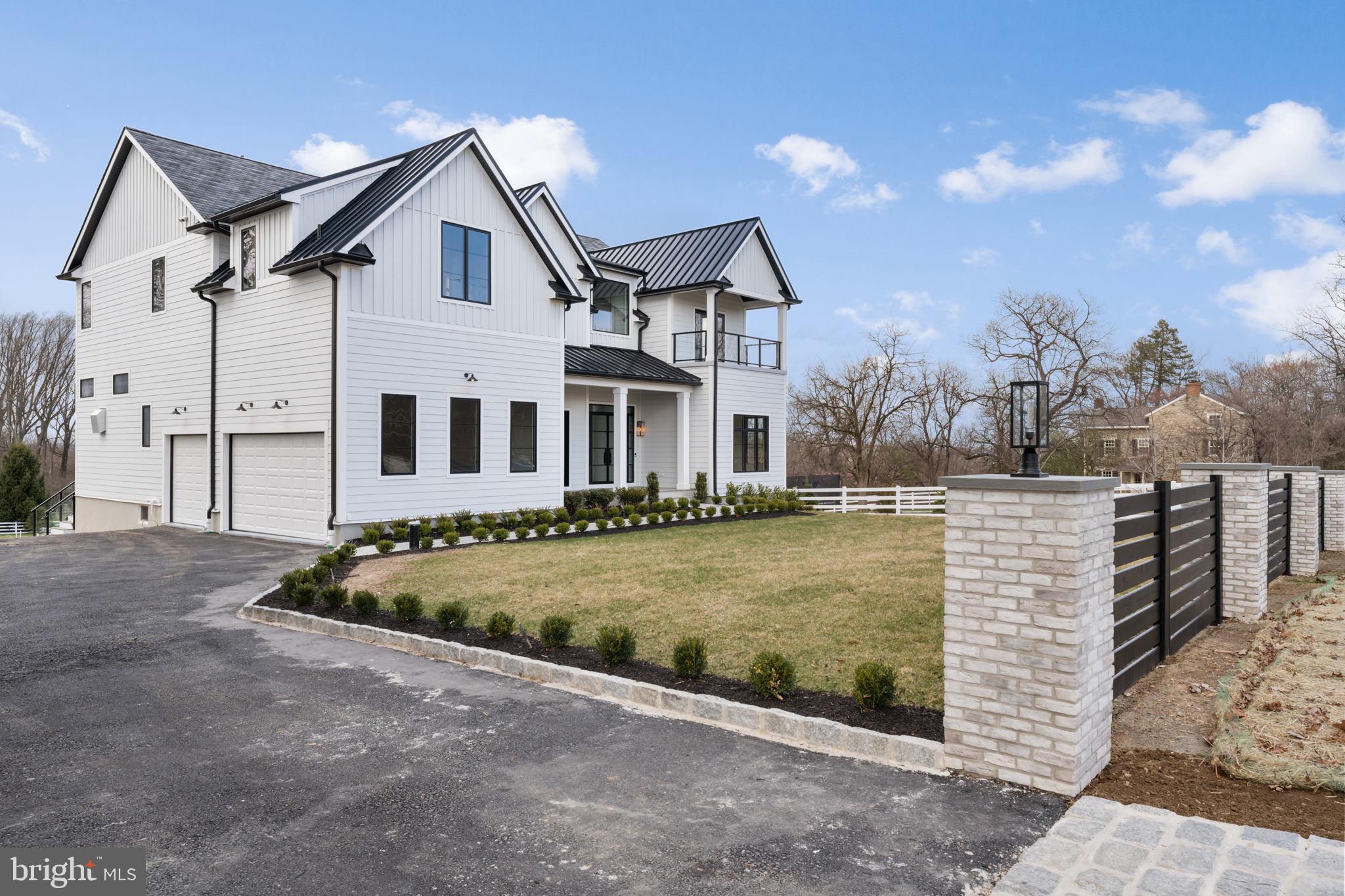 LAFAYETTE HILL - Residential