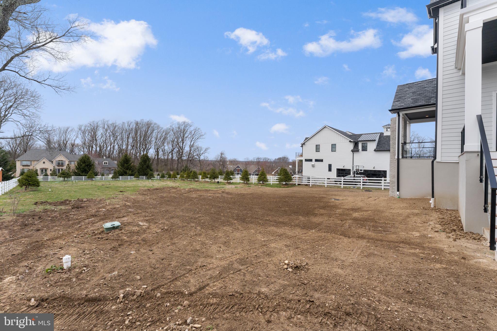 LAFAYETTE HILL - Residential