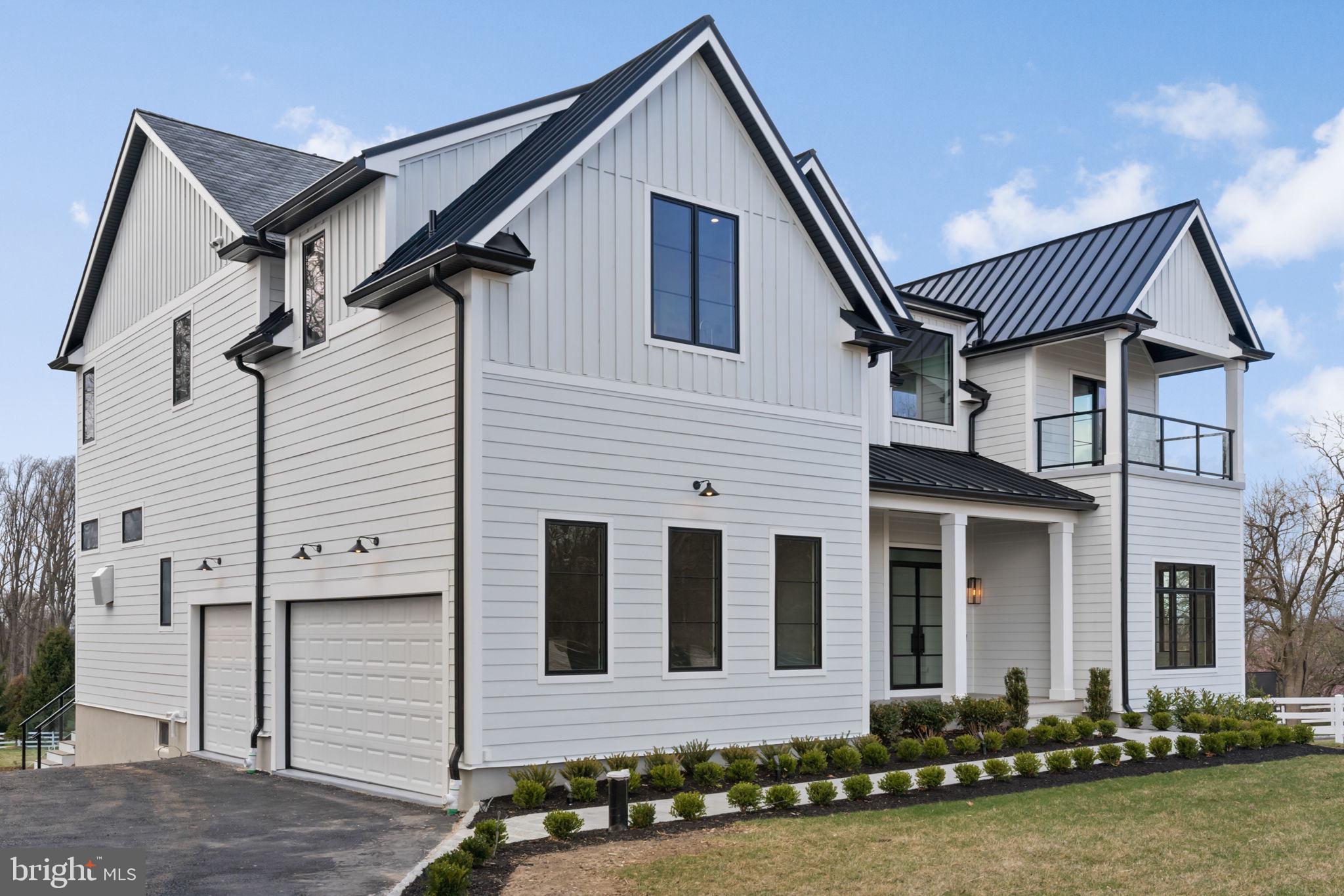 LAFAYETTE HILL - Residential