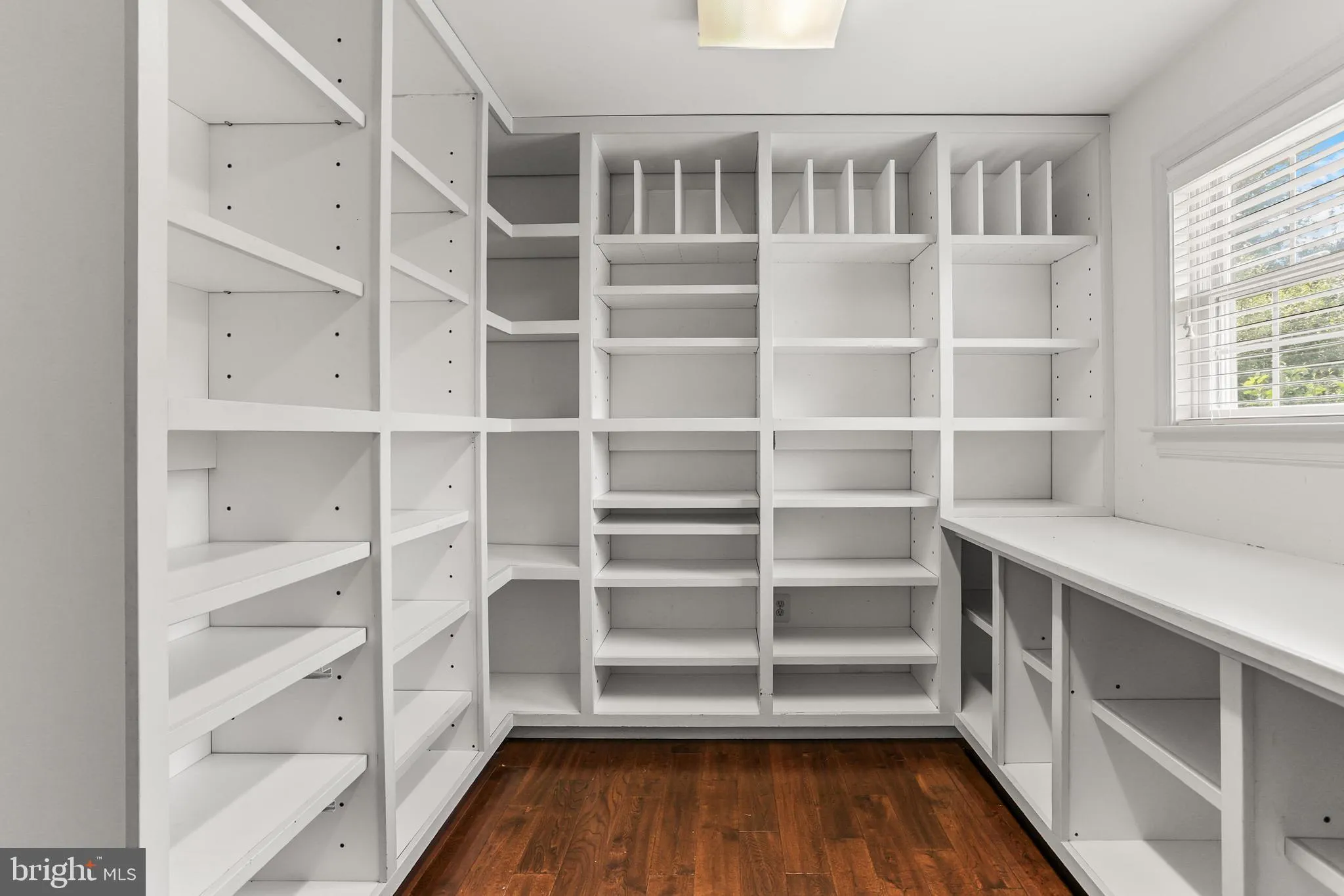 Owings Mills, Maryland 21117, United States, 4 Bedrooms Bedrooms, ,4 BathroomsBathrooms,Residential,Active,214123