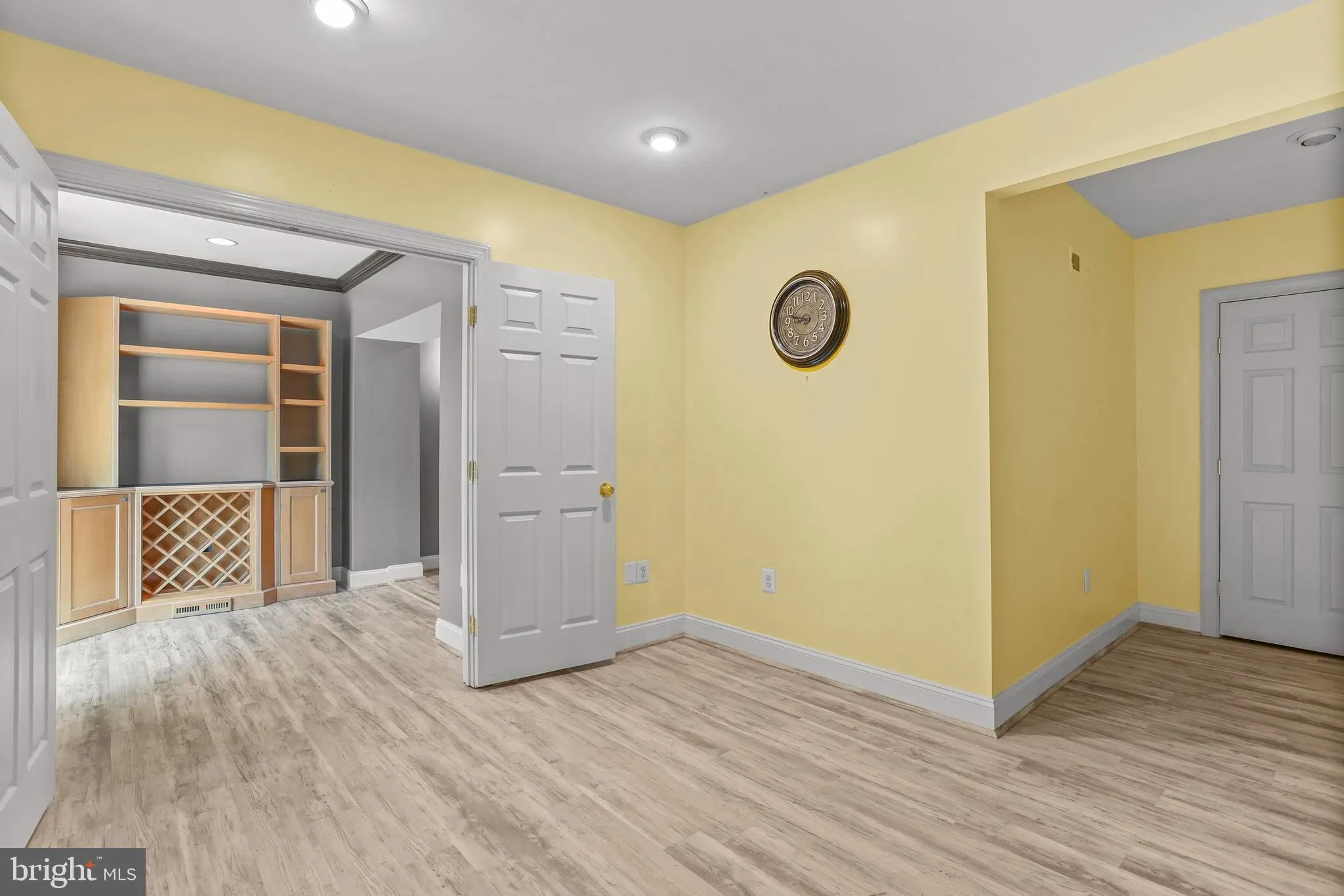 Owings Mills, Maryland 21117, United States, 4 Bedrooms Bedrooms, ,4 BathroomsBathrooms,Residential,Active,214123