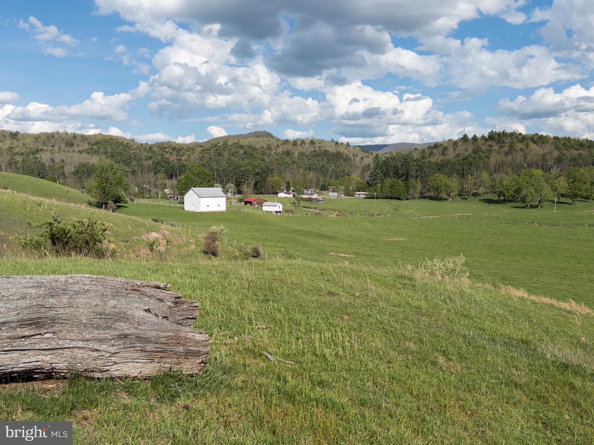 83 HILL COUNTRY ROAD