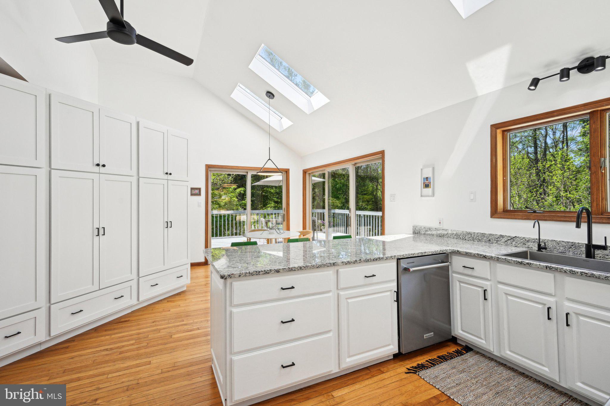 CHADDS PEAK - Residential