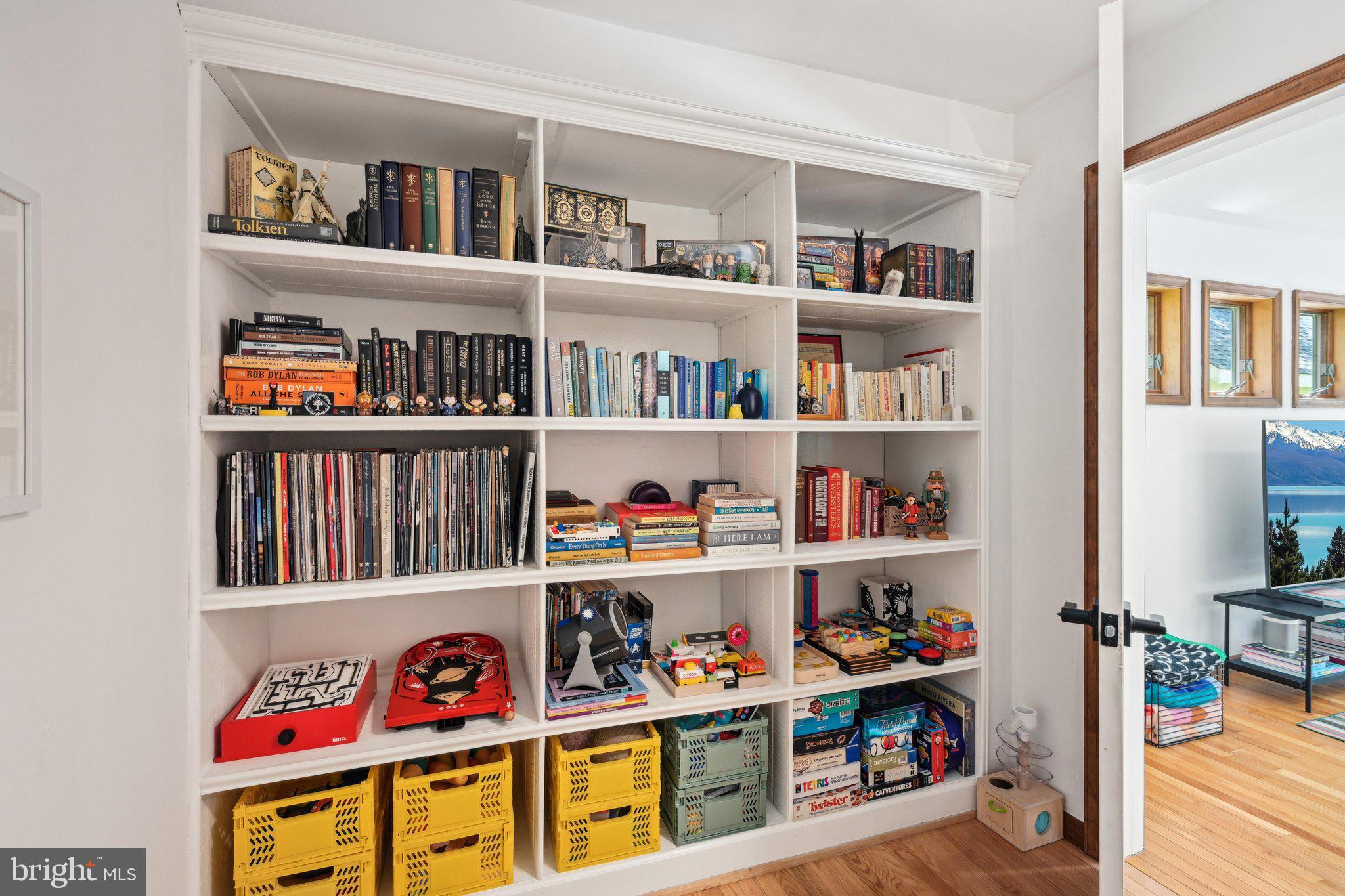 CHADDS PEAK - Residential