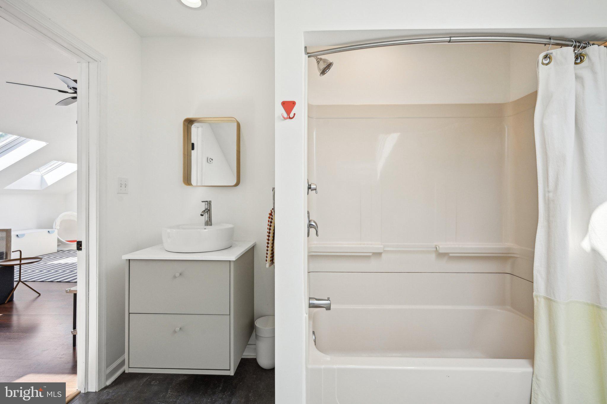 CHADDS PEAK - Residential