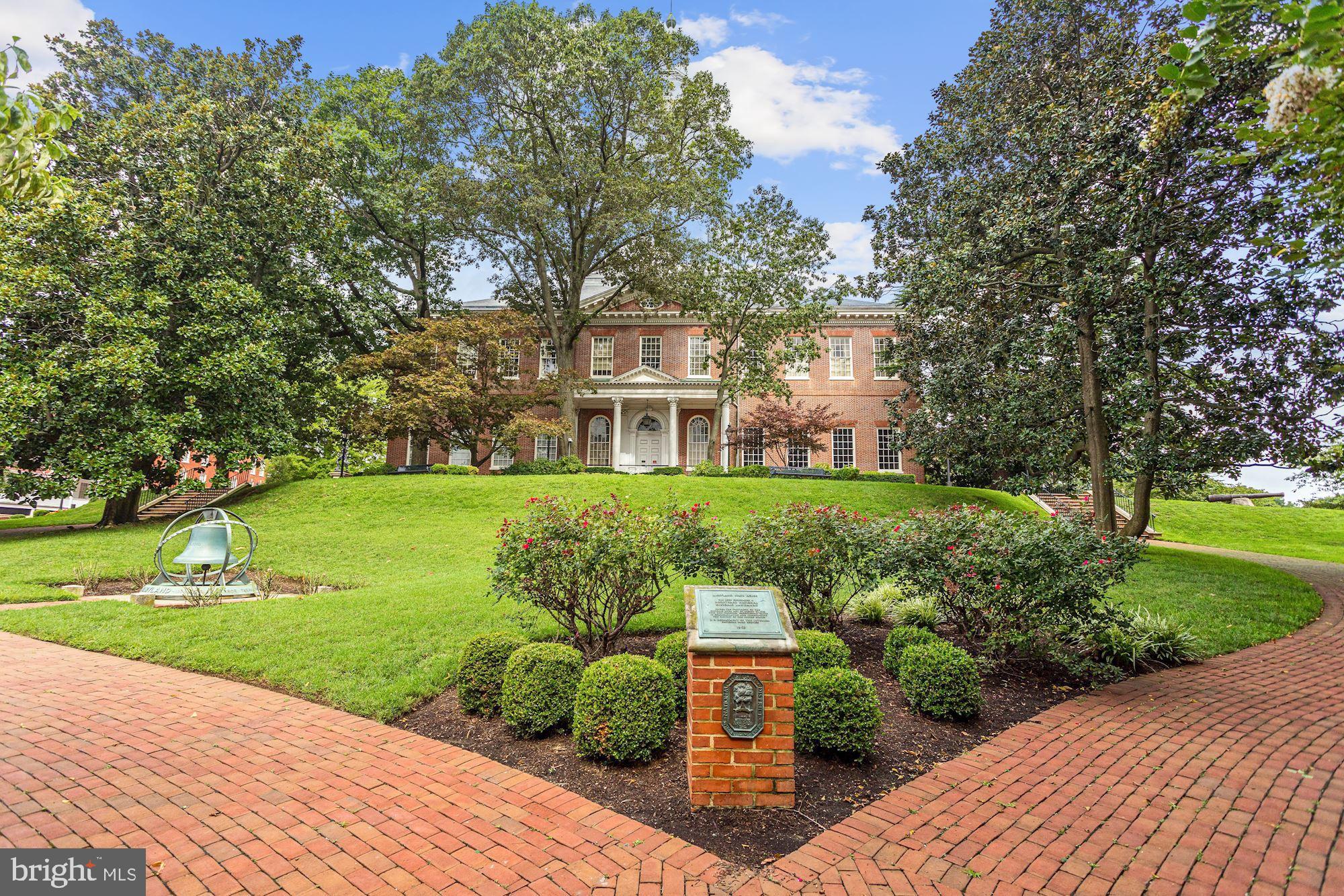 HISTORIC DISTRICT - Residential