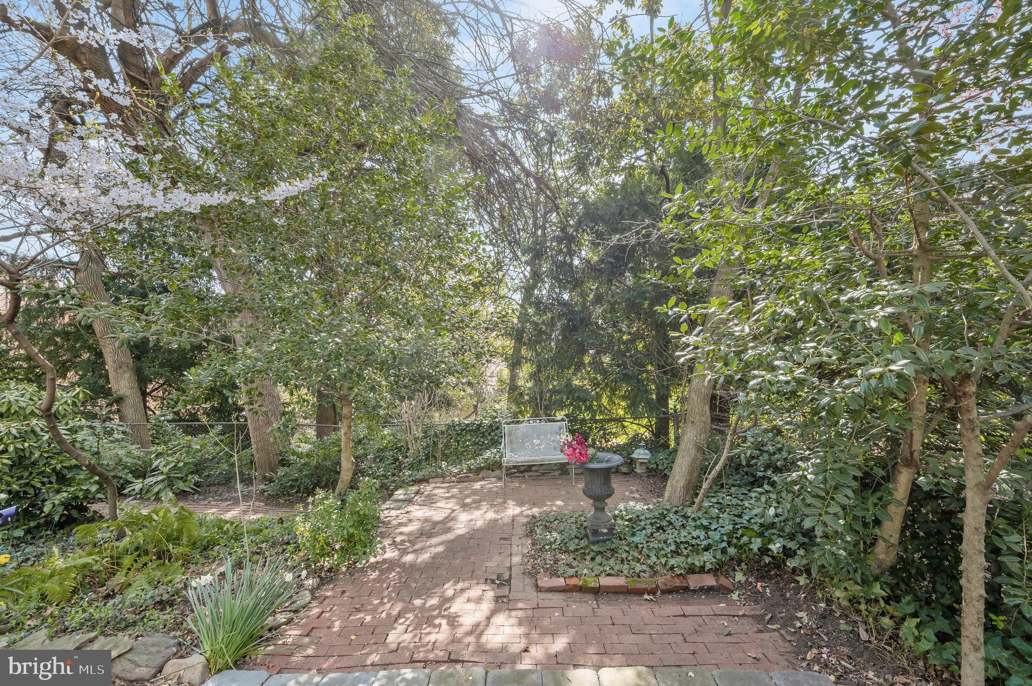 HISTORIC DISTRICT - Residential