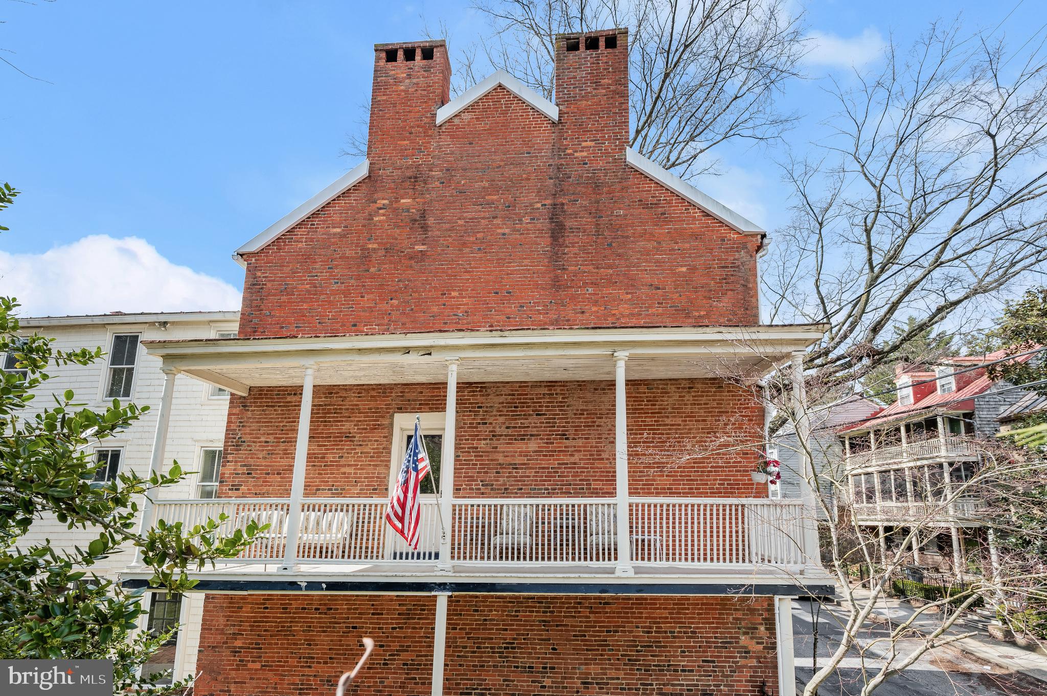 HISTORIC DISTRICT - Residential