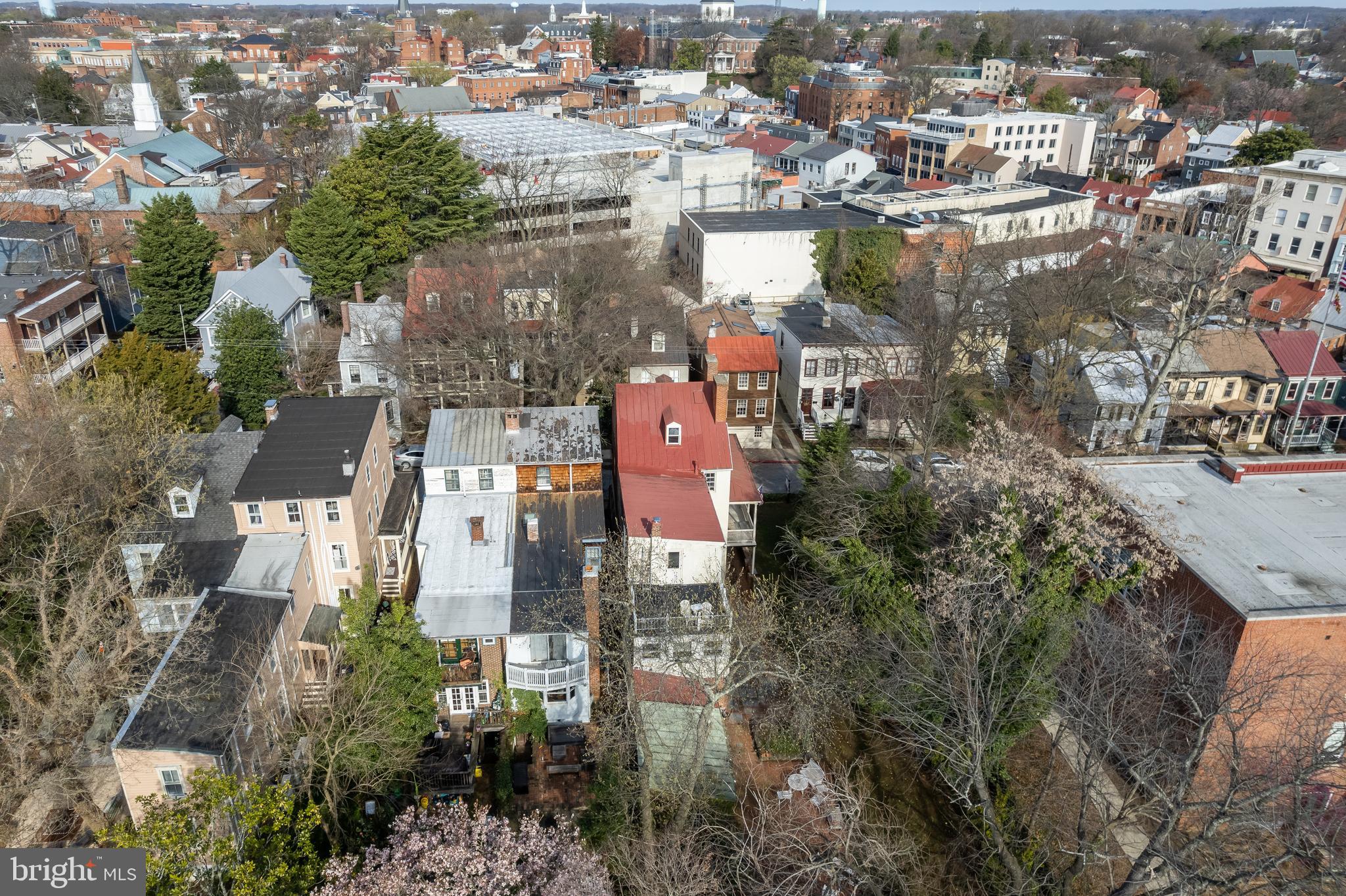 HISTORIC DISTRICT - Residential