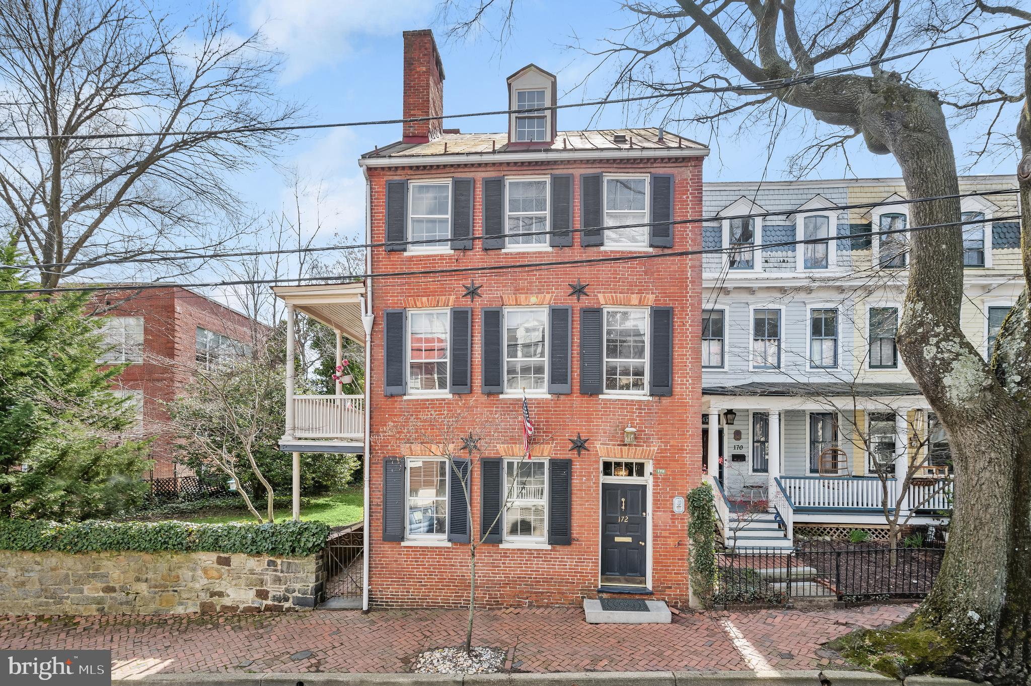 HISTORIC DISTRICT - Residential