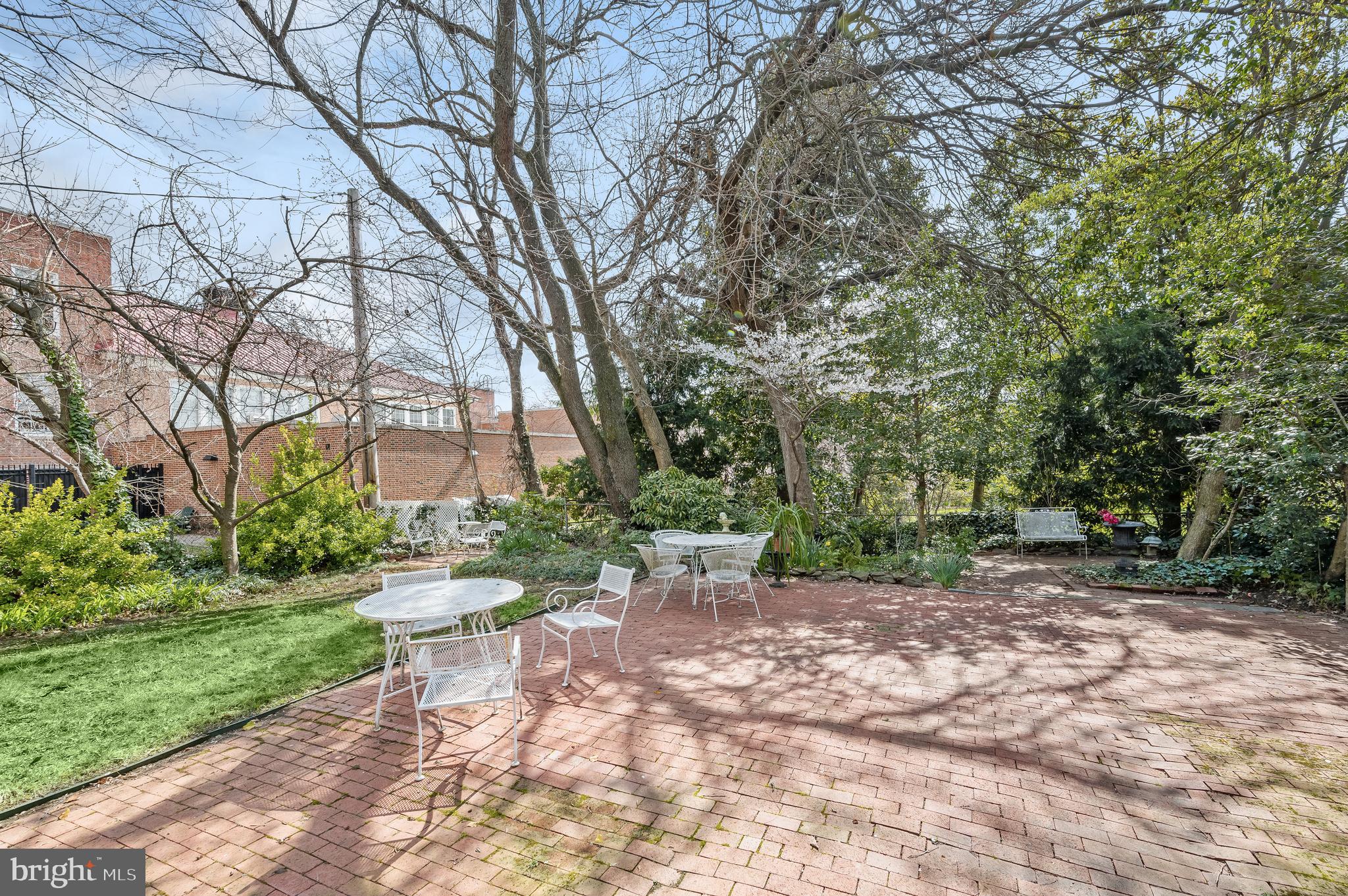 HISTORIC DISTRICT - Residential