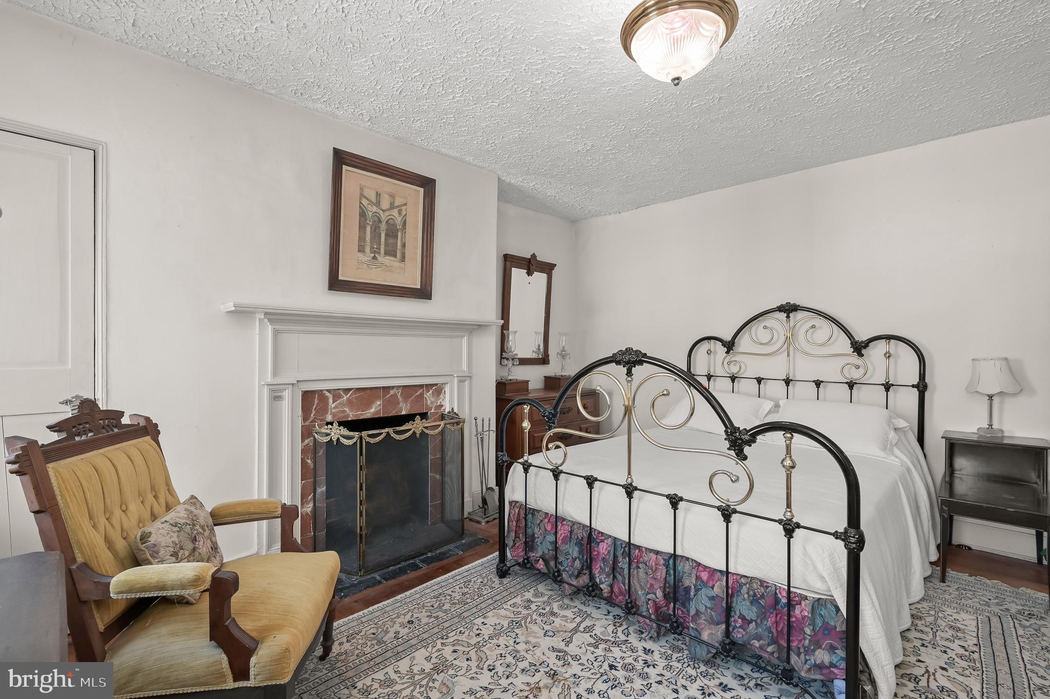 HISTORIC DISTRICT - Residential