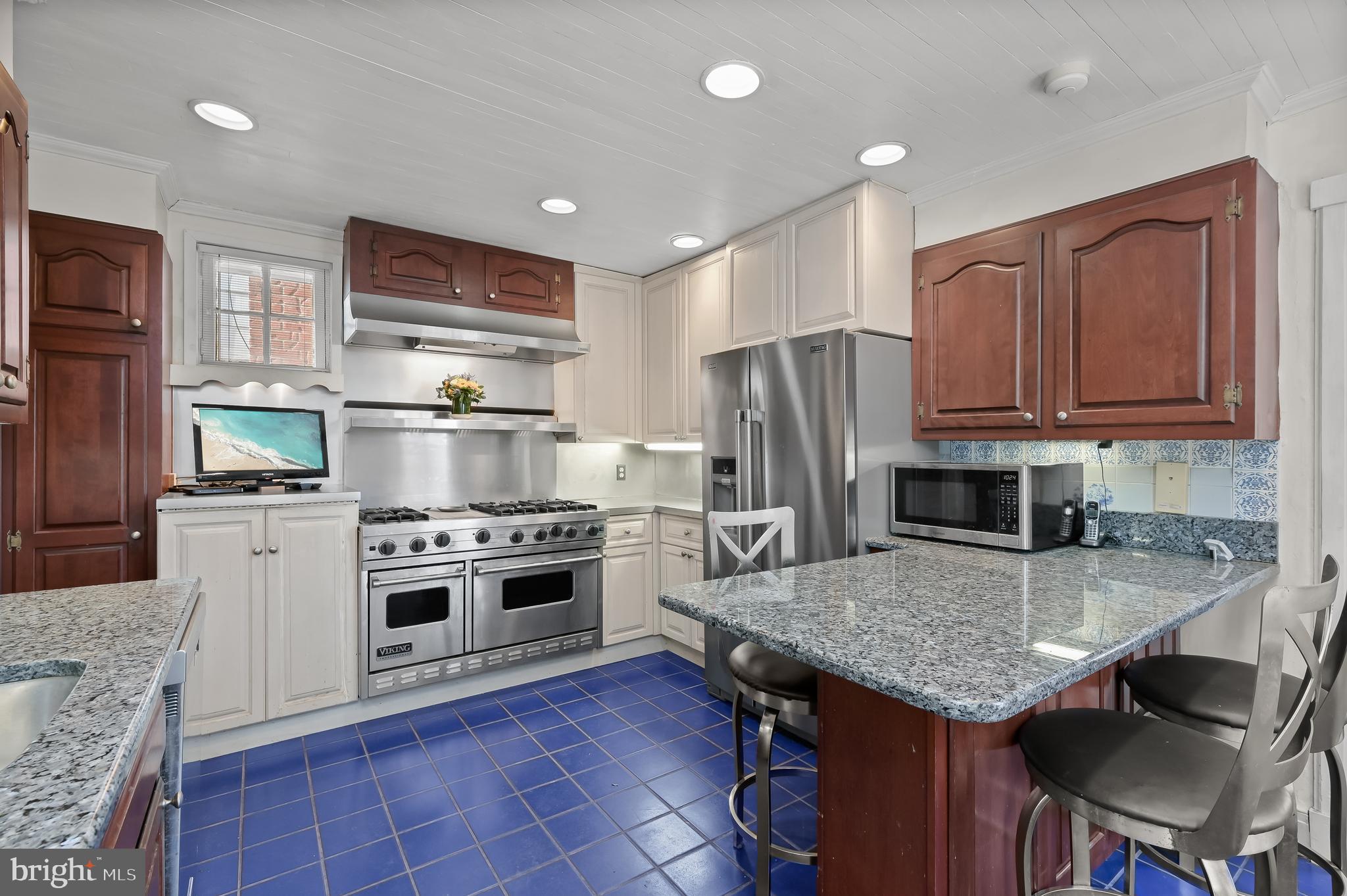 HISTORIC DISTRICT - Residential