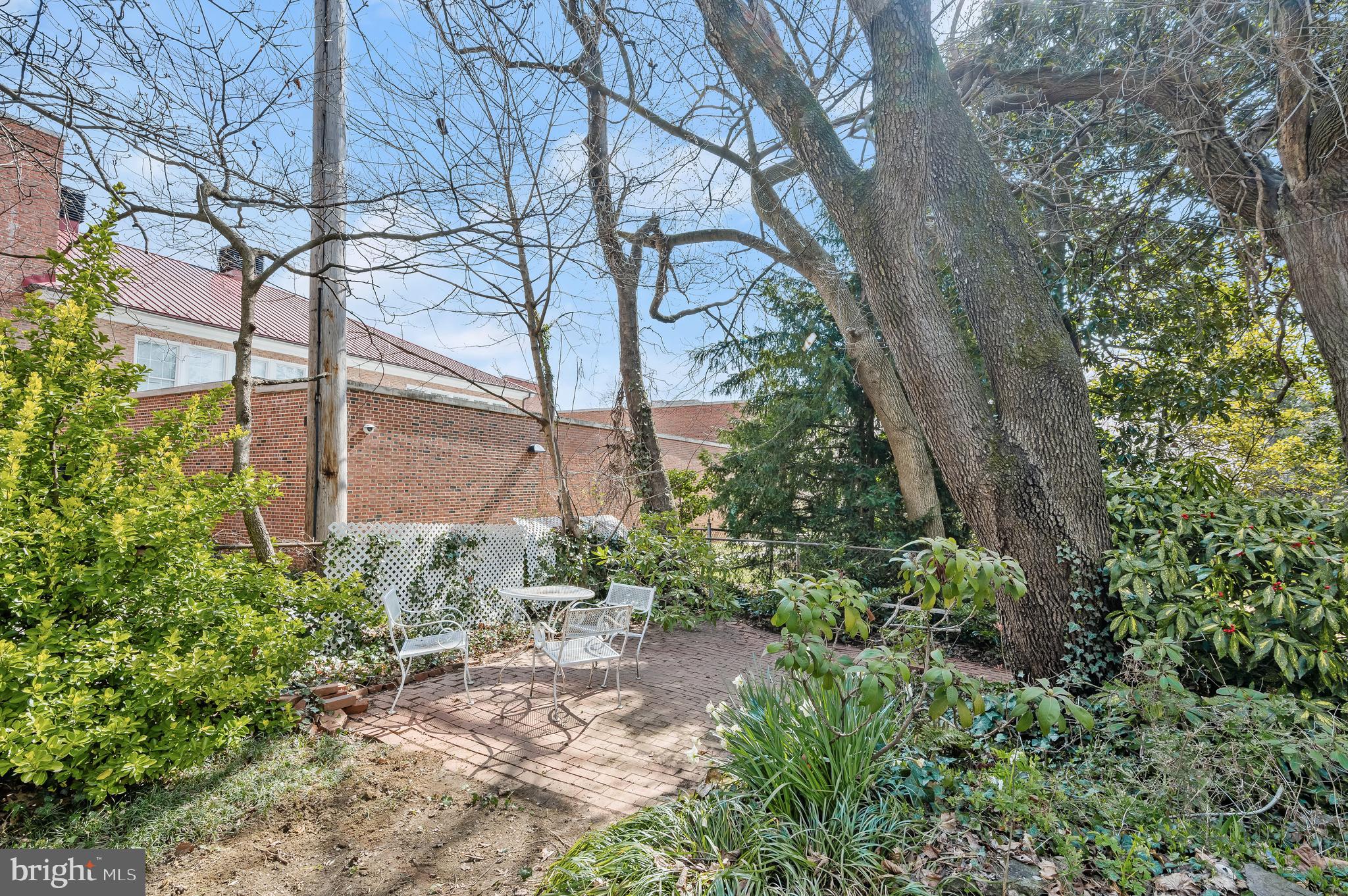 HISTORIC DISTRICT - Residential