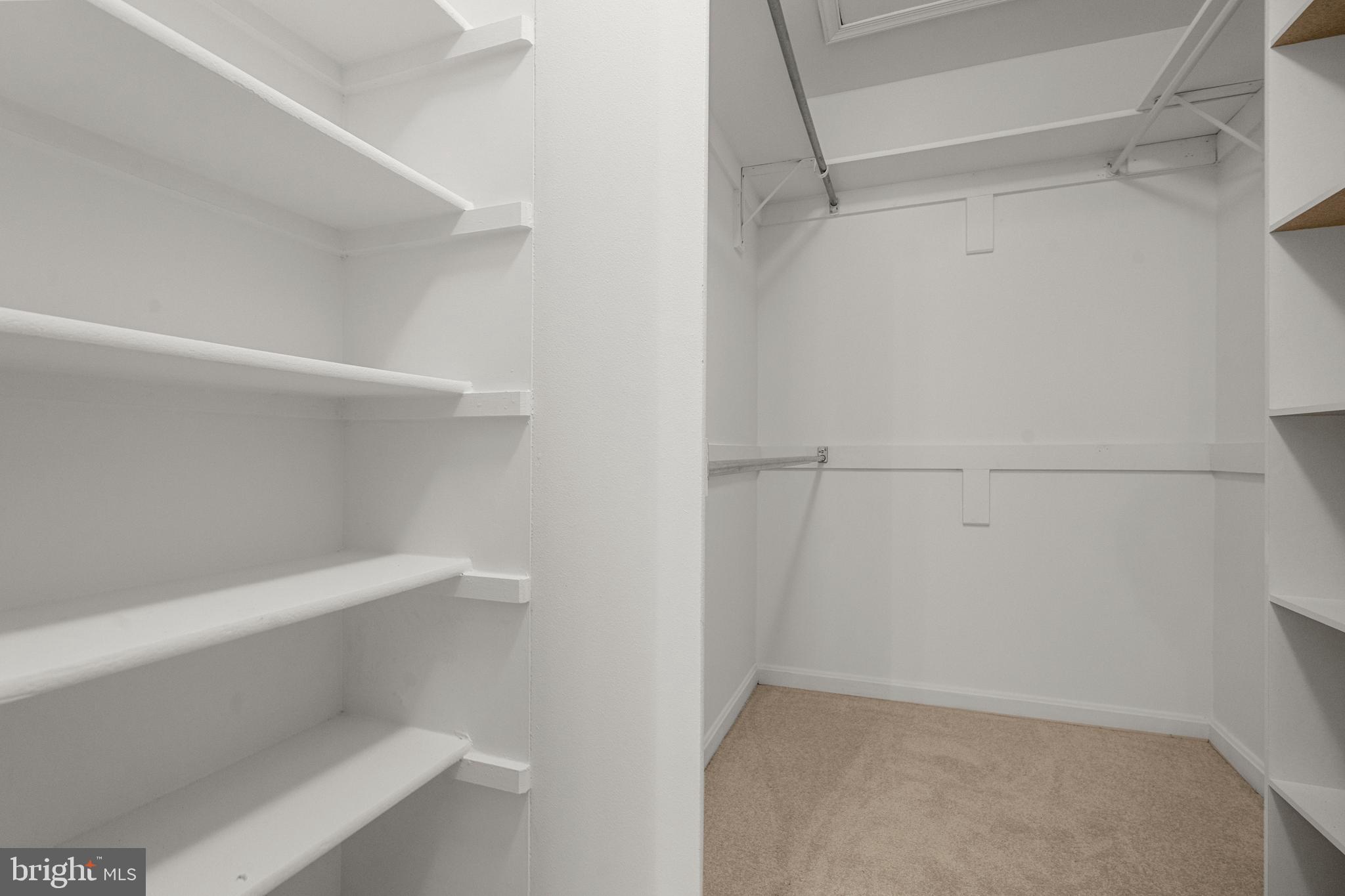 CAMERON STATION - Residential