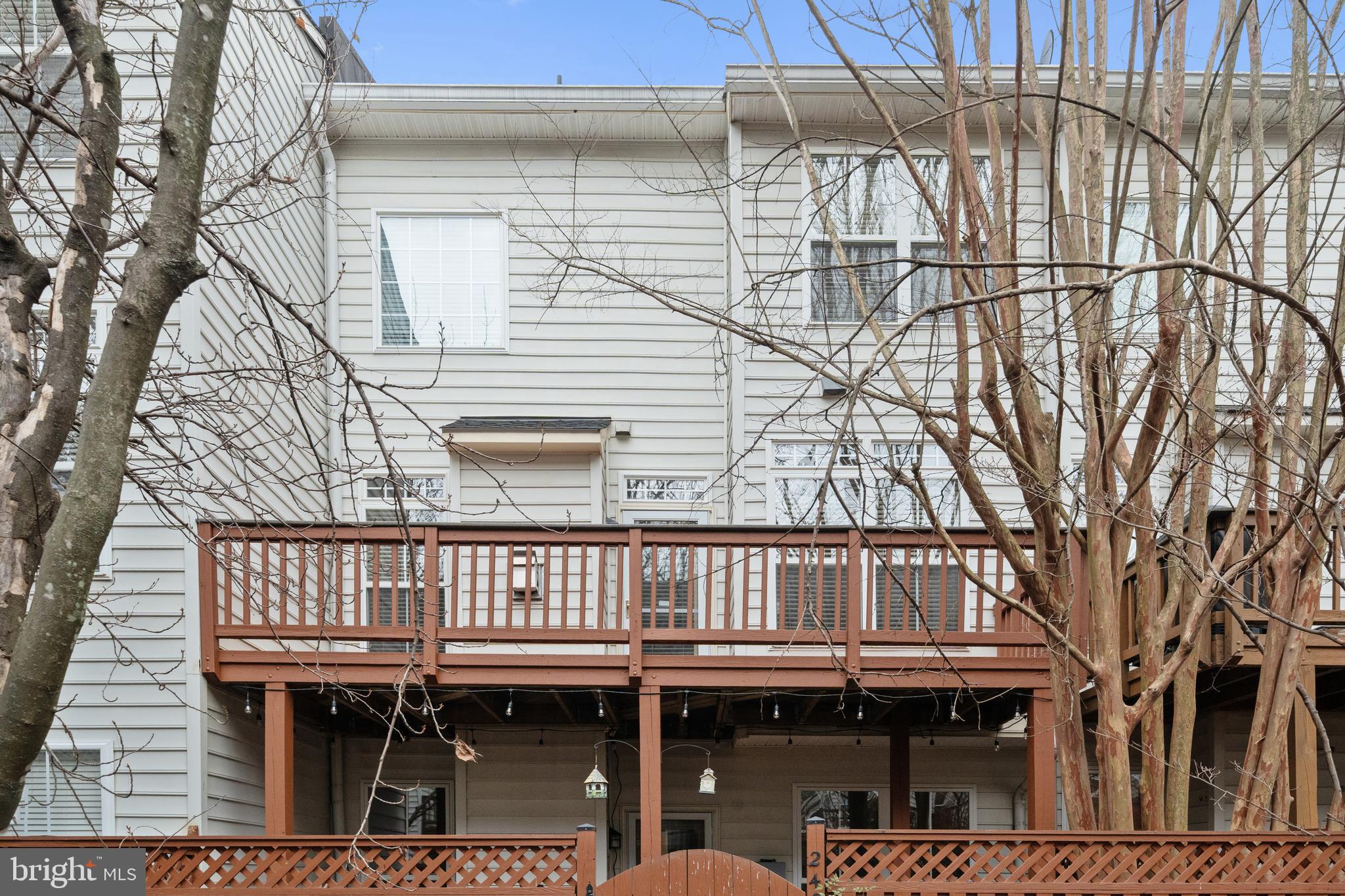 CAMERON STATION - Residential