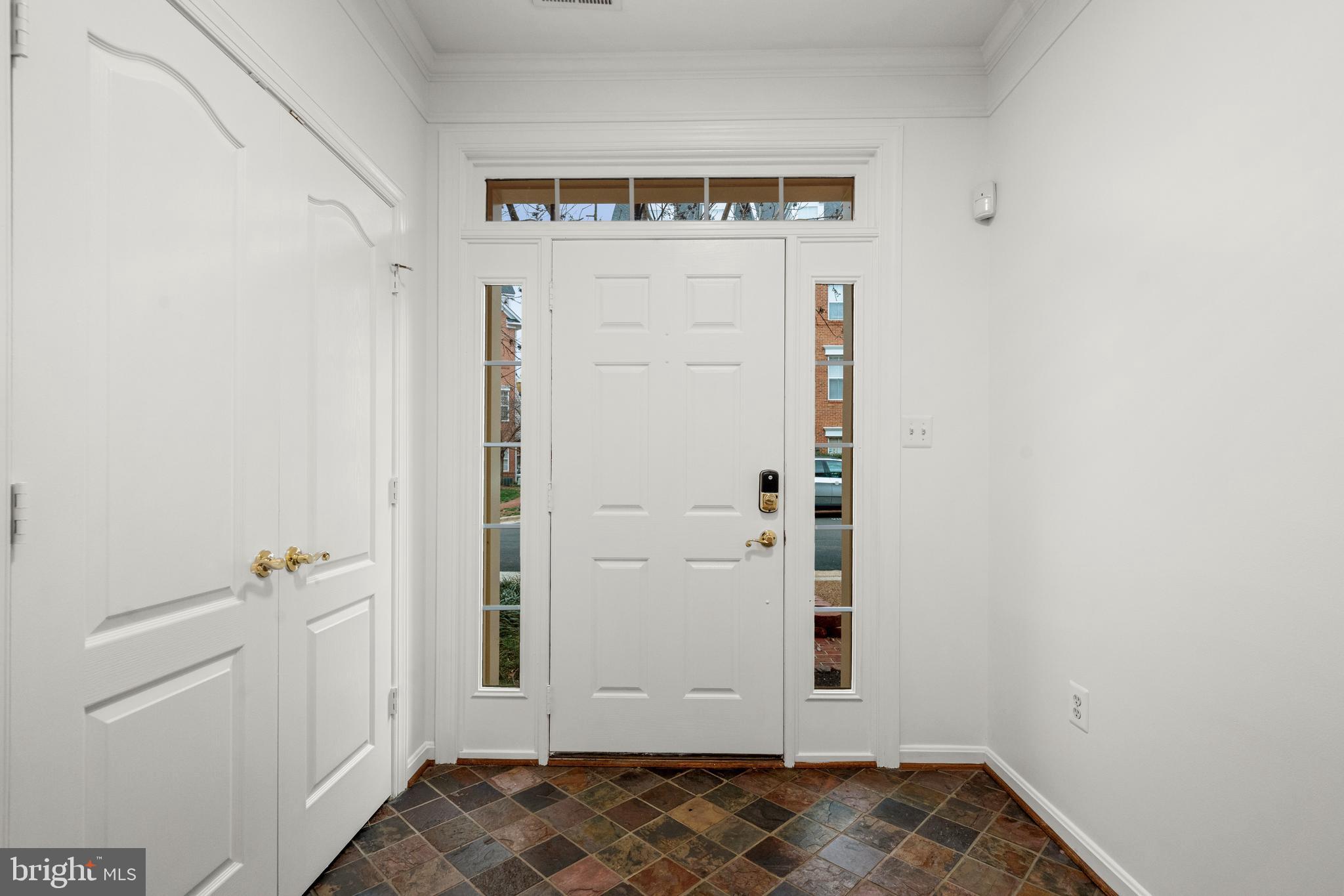 CAMERON STATION - Residential