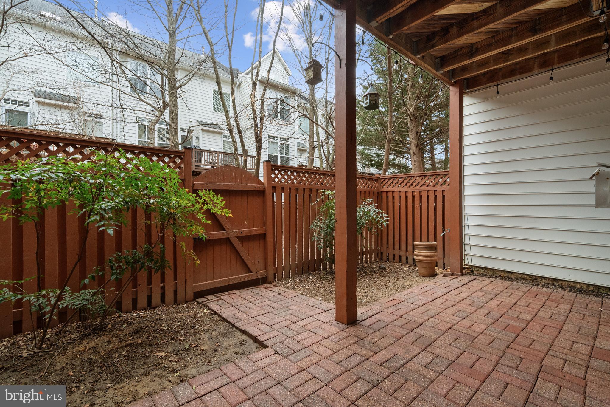 CAMERON STATION - Residential