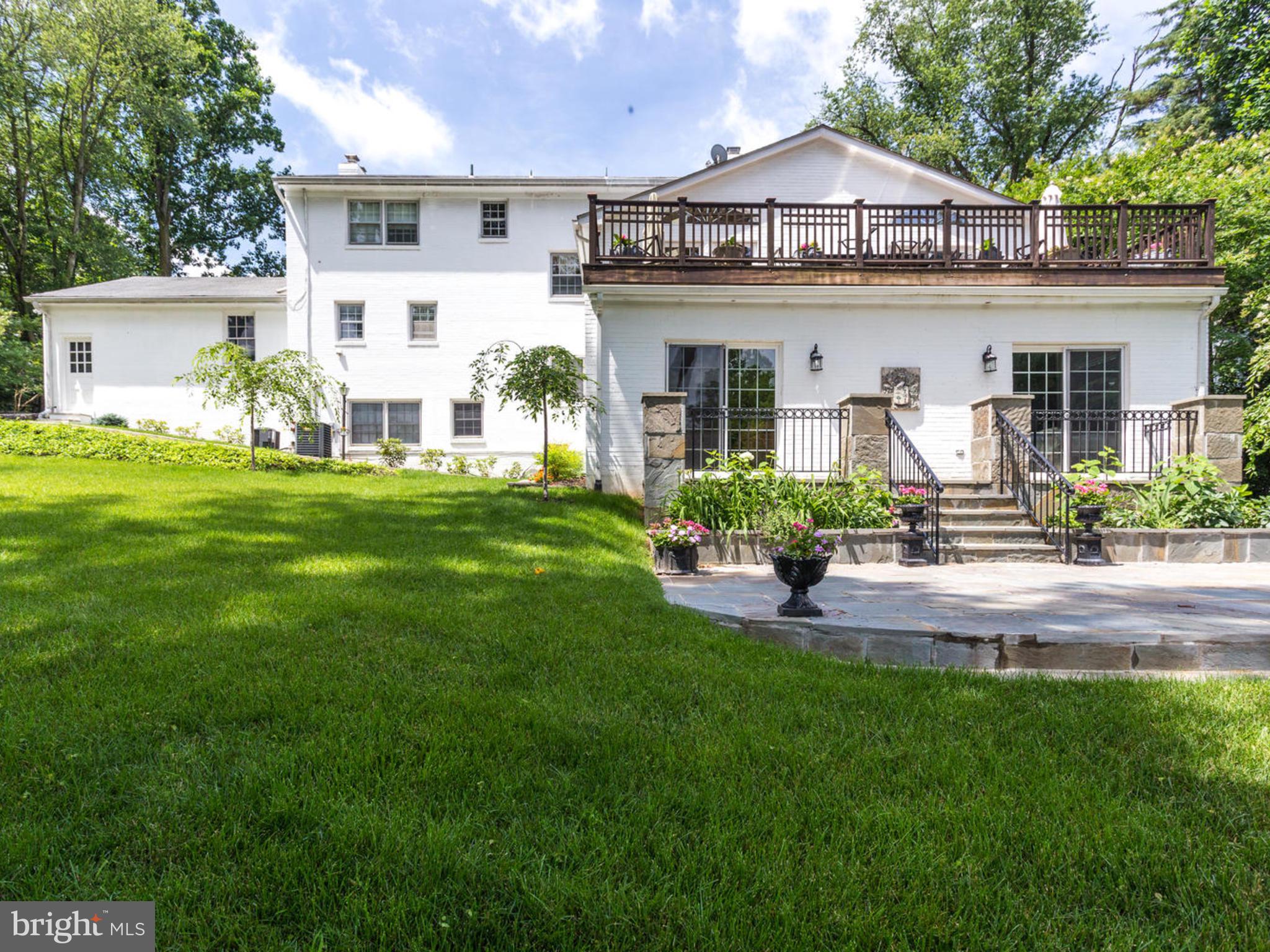 BARCROFT WOODS - Residential Lease