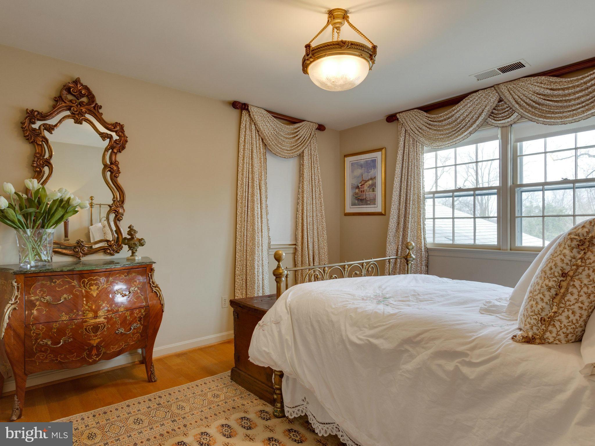 BARCROFT WOODS - Residential Lease