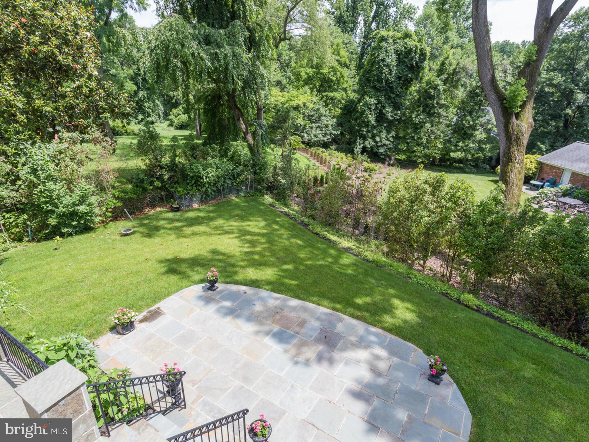 BARCROFT WOODS - Residential Lease