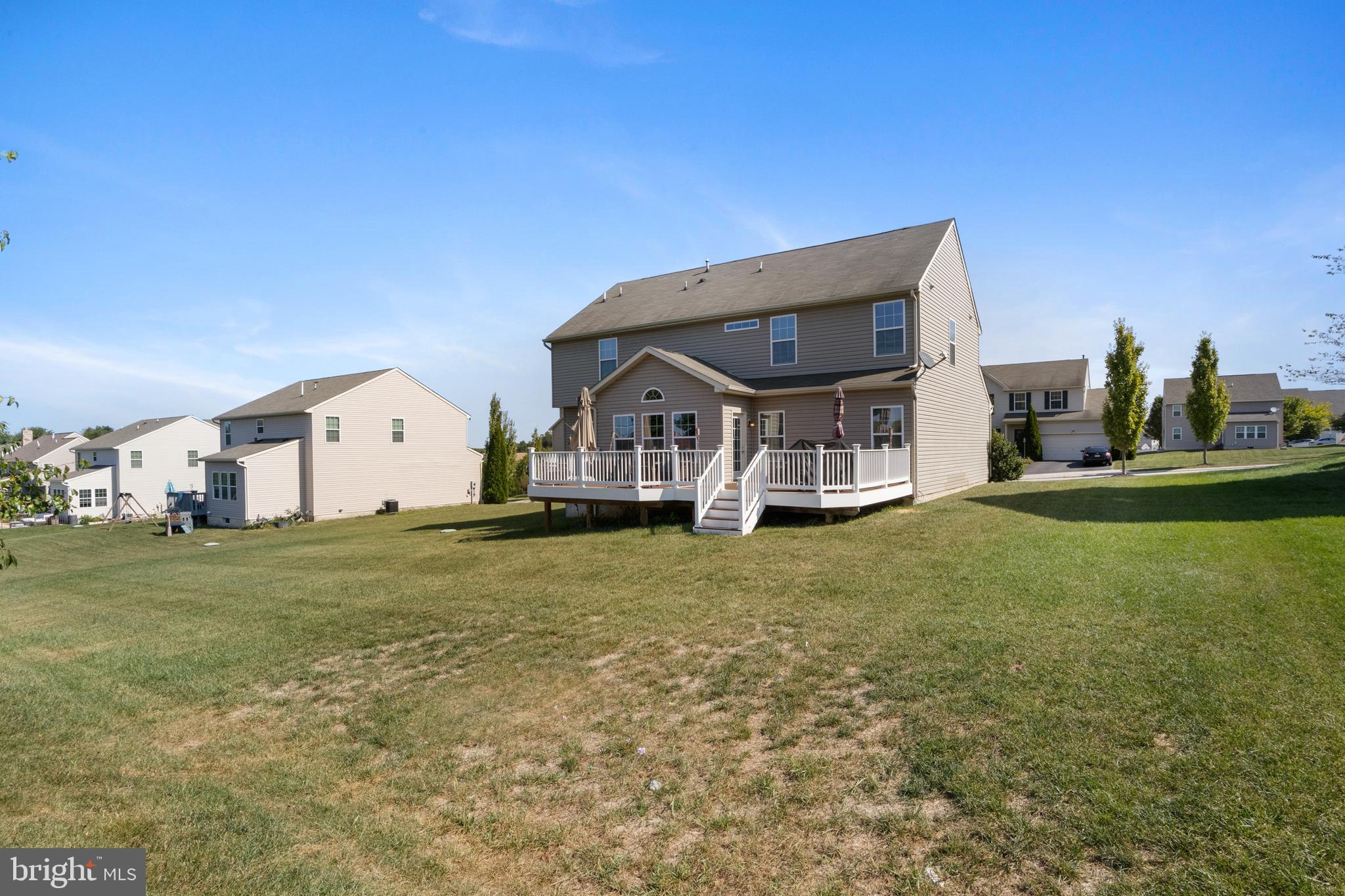 LOGANS RESERVE - Residential