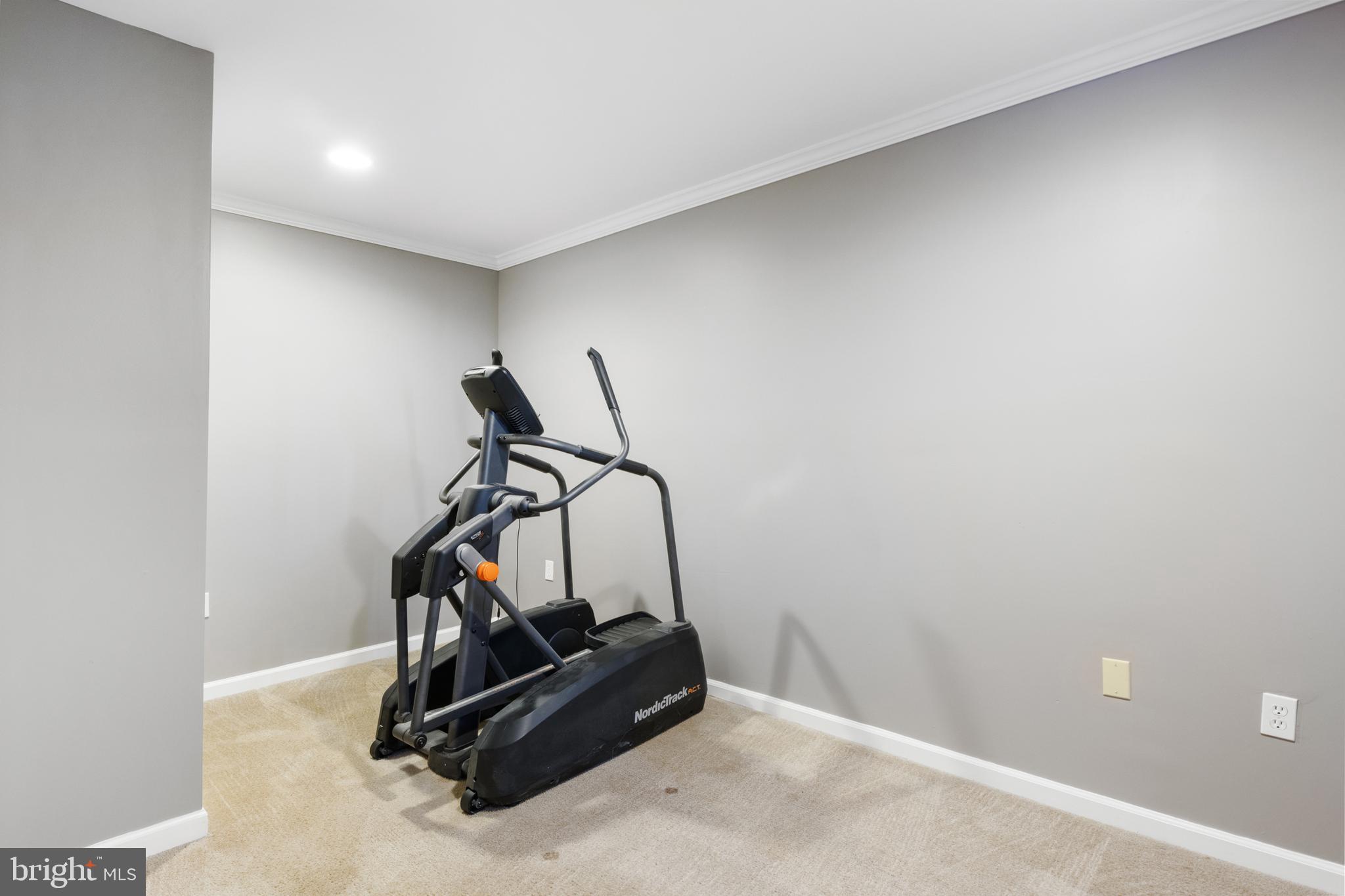 LOGANS RESERVE - Residential