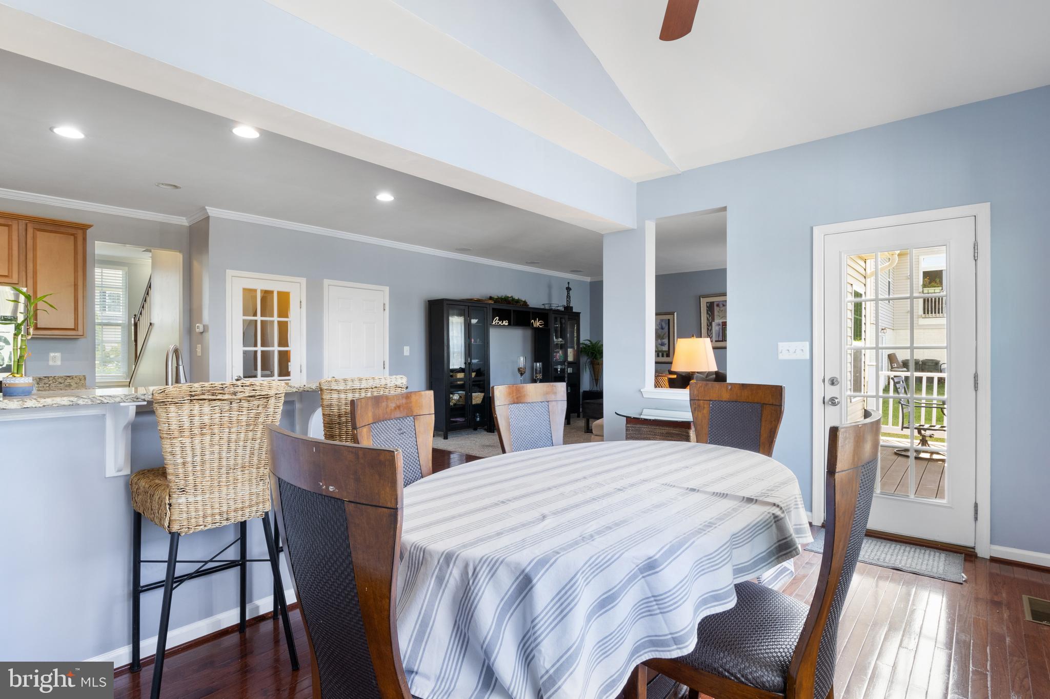 LOGANS RESERVE - Residential