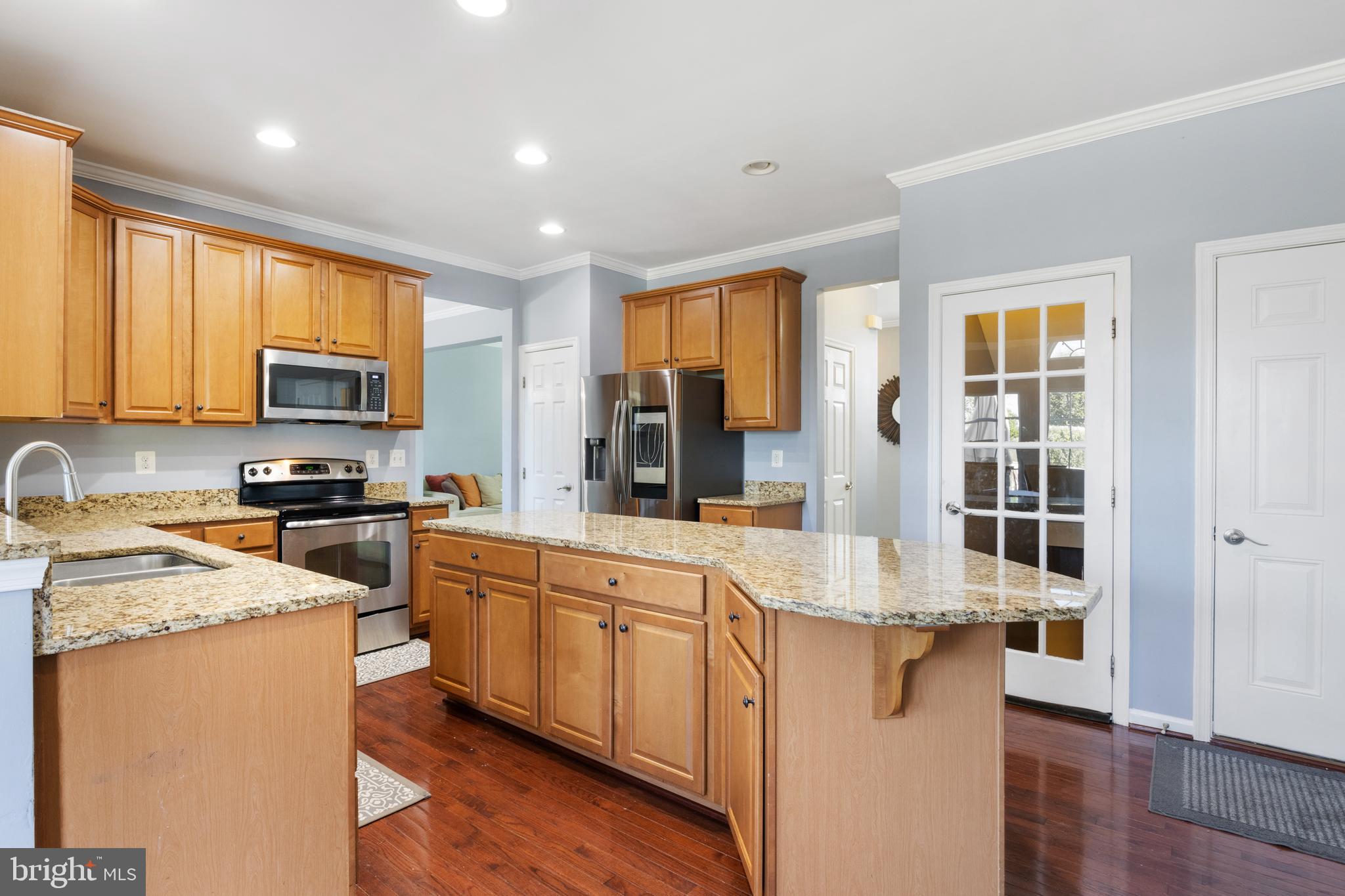 LOGANS RESERVE - Residential