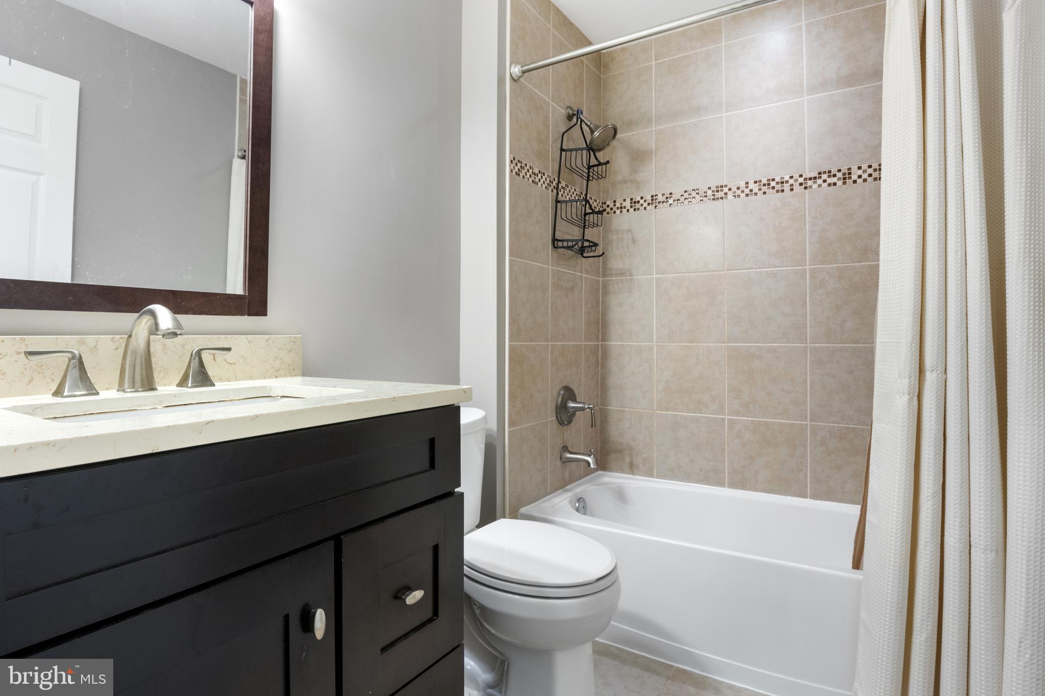 LOGANS RESERVE - Residential