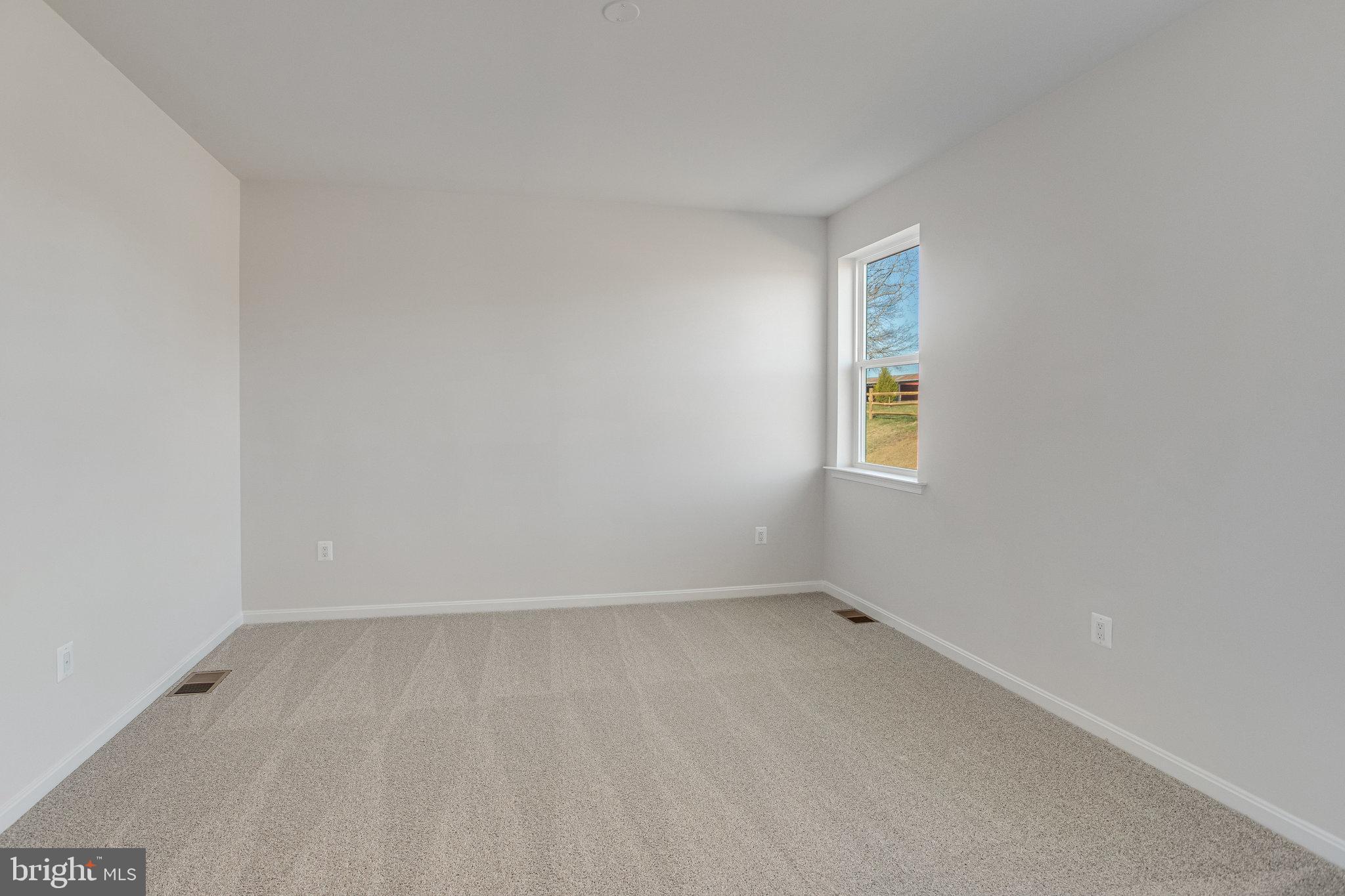 SEASONS AT ROUND MILL MEADOWS - Residential