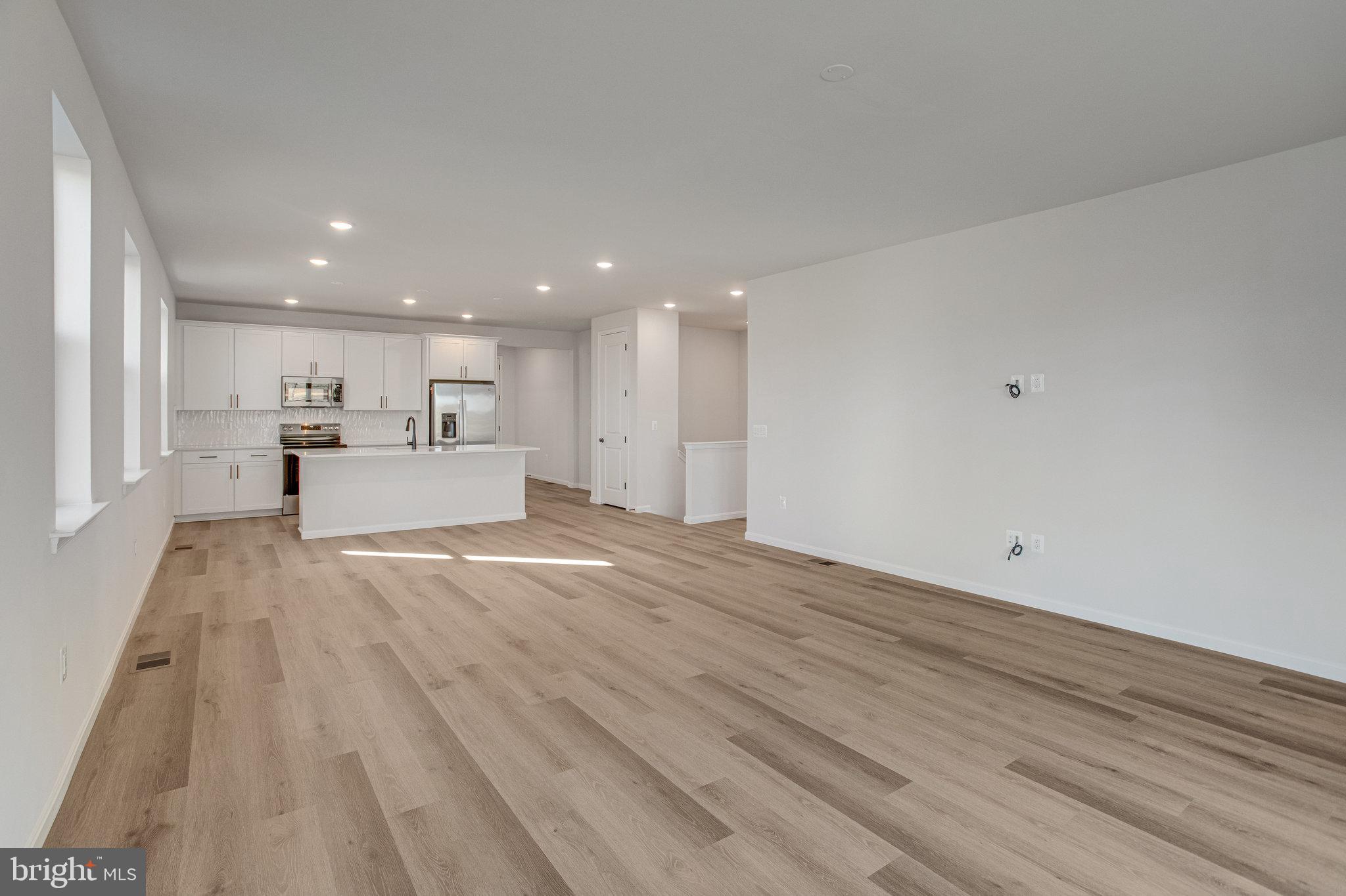 SEASONS AT ROUND MILL MEADOWS - Residential