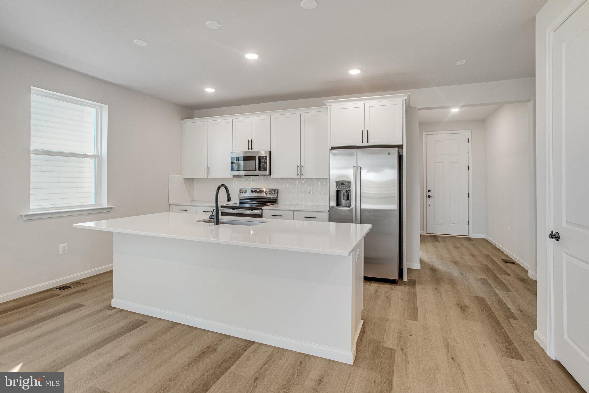 SEASONS AT ROUND MILL MEADOWS - Residential