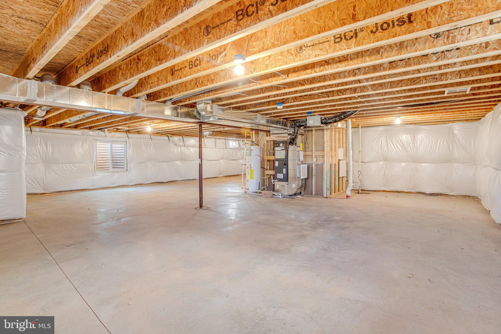 SEASONS AT ROUND MILL MEADOWS - Residential