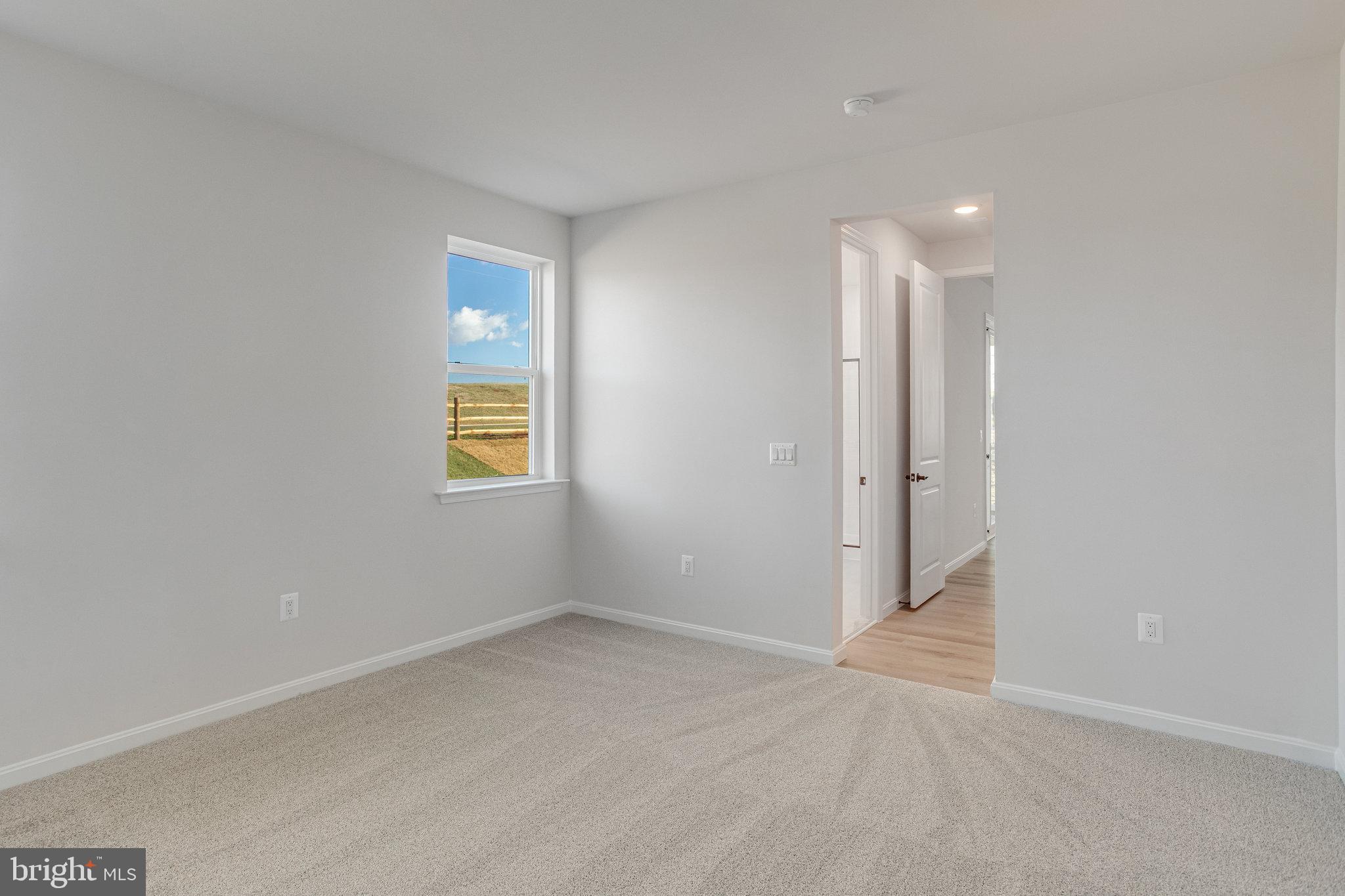 SEASONS AT ROUND MILL MEADOWS - Residential