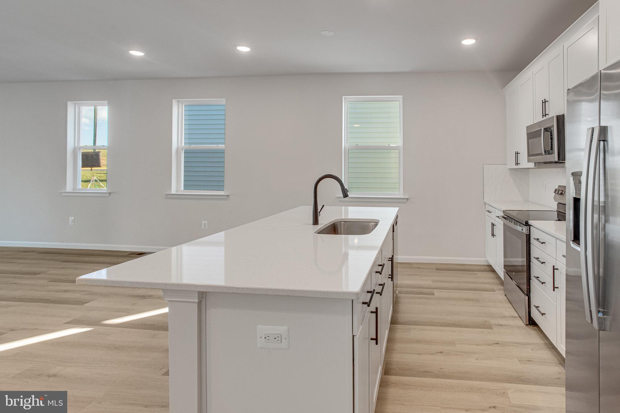 SEASONS AT ROUND MILL MEADOWS - Residential