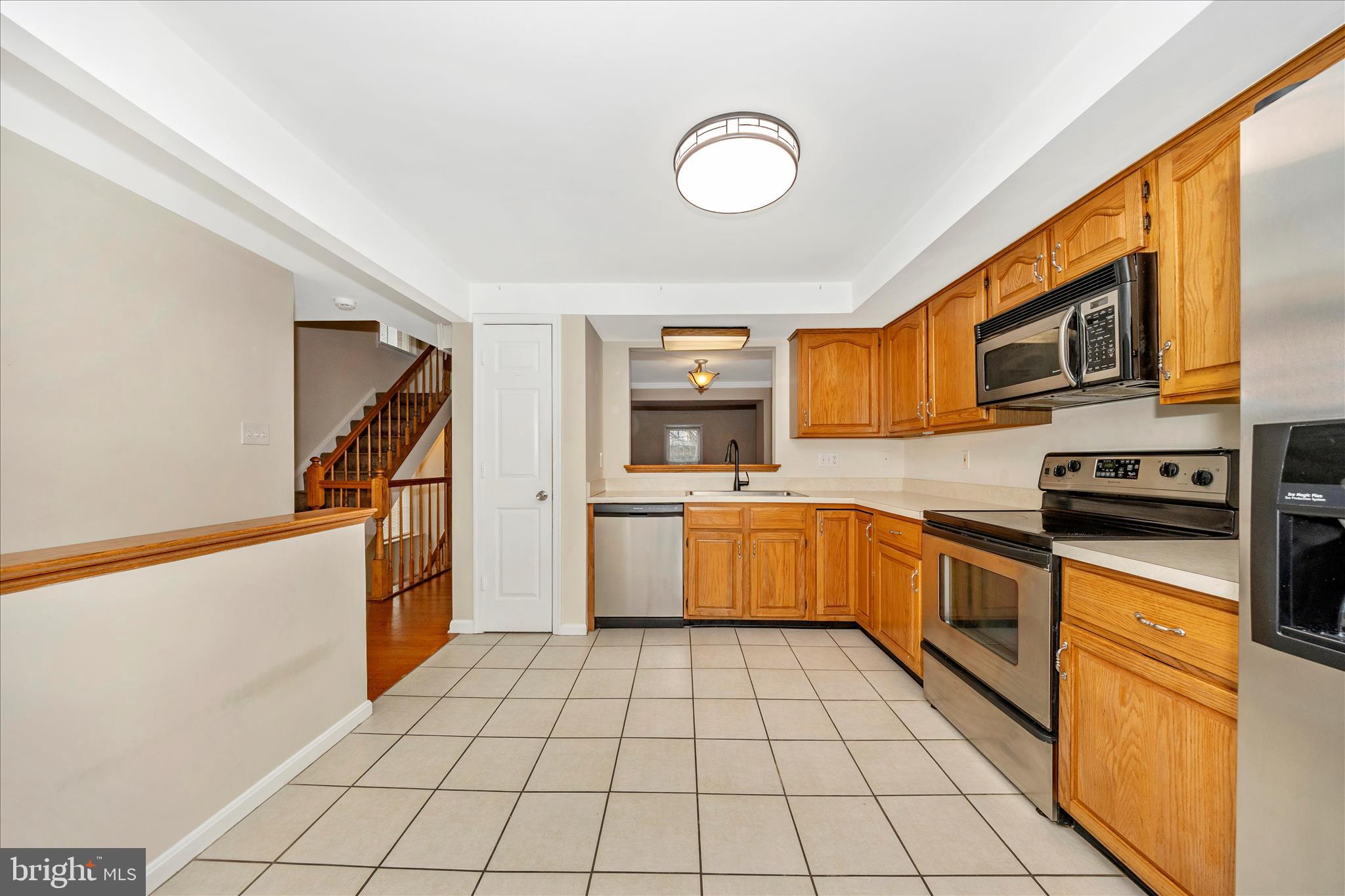 WATERSIDE - Residential Lease