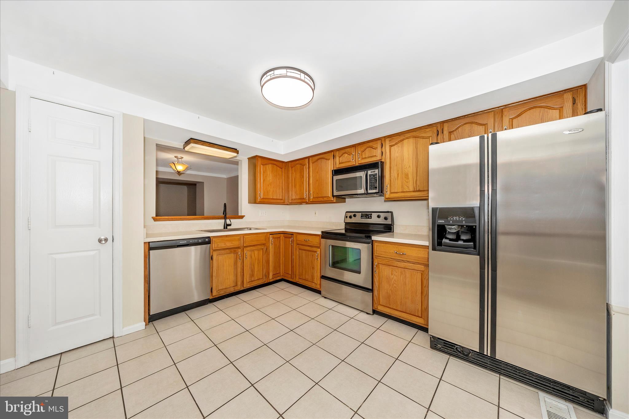 WATERSIDE - Residential Lease