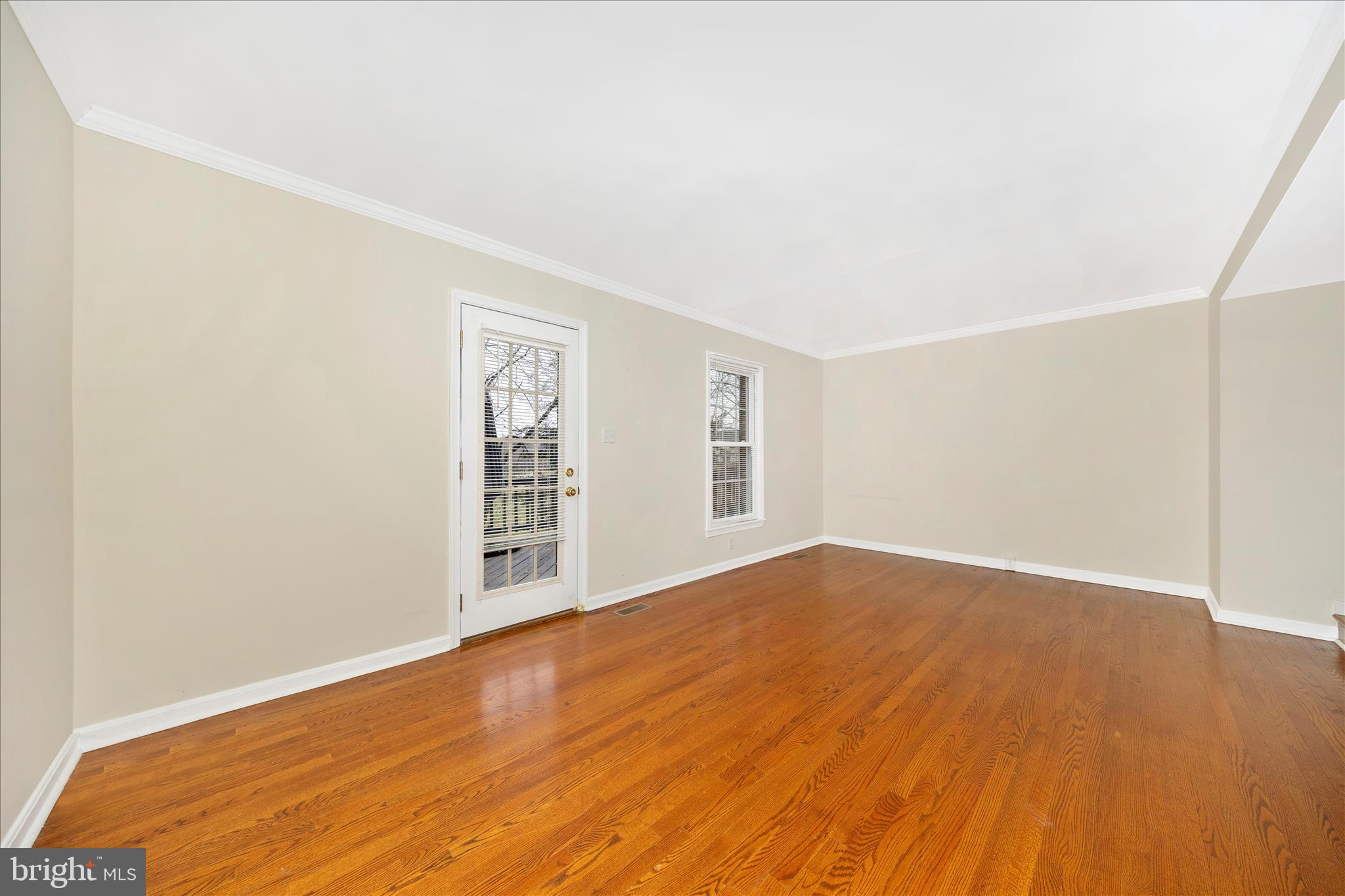 WATERSIDE - Residential Lease