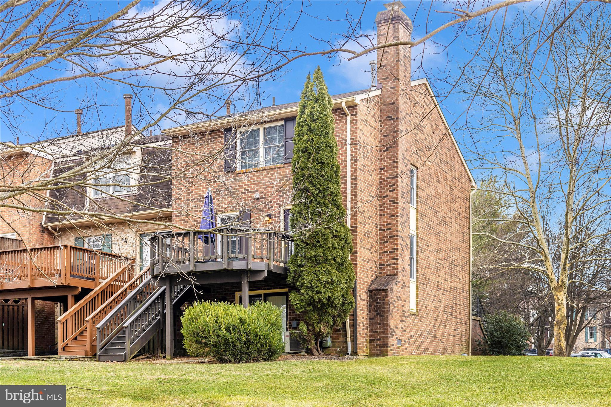 WATERSIDE - Residential Lease