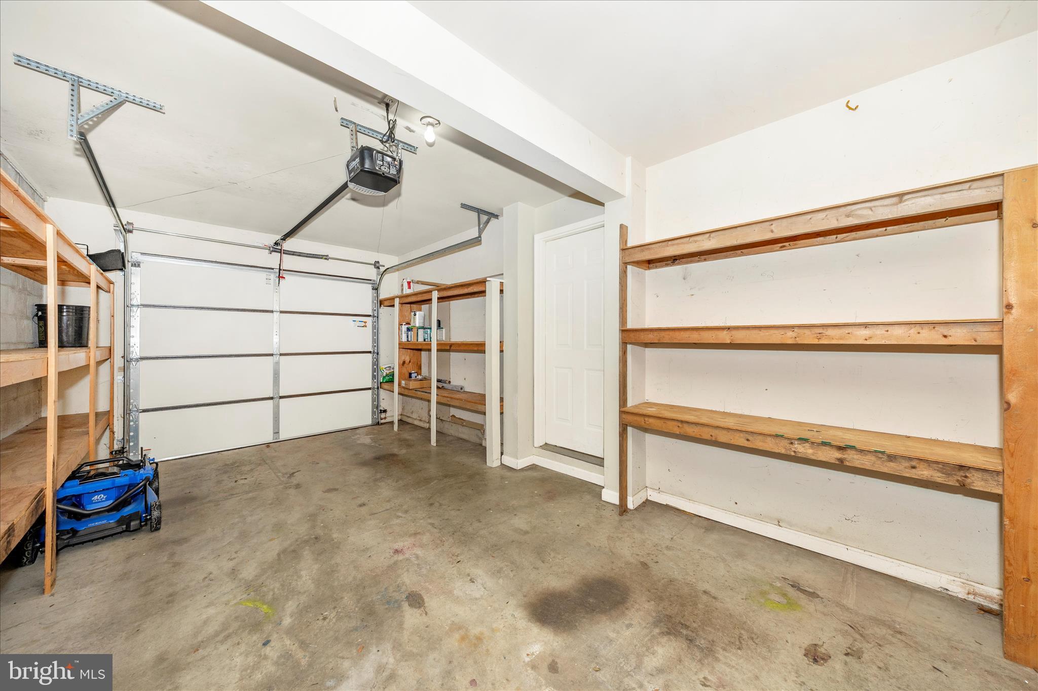 WATERSIDE - Residential Lease