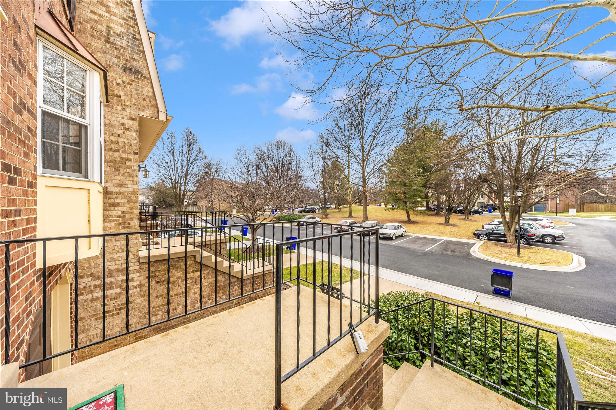 WATERSIDE - Residential Lease