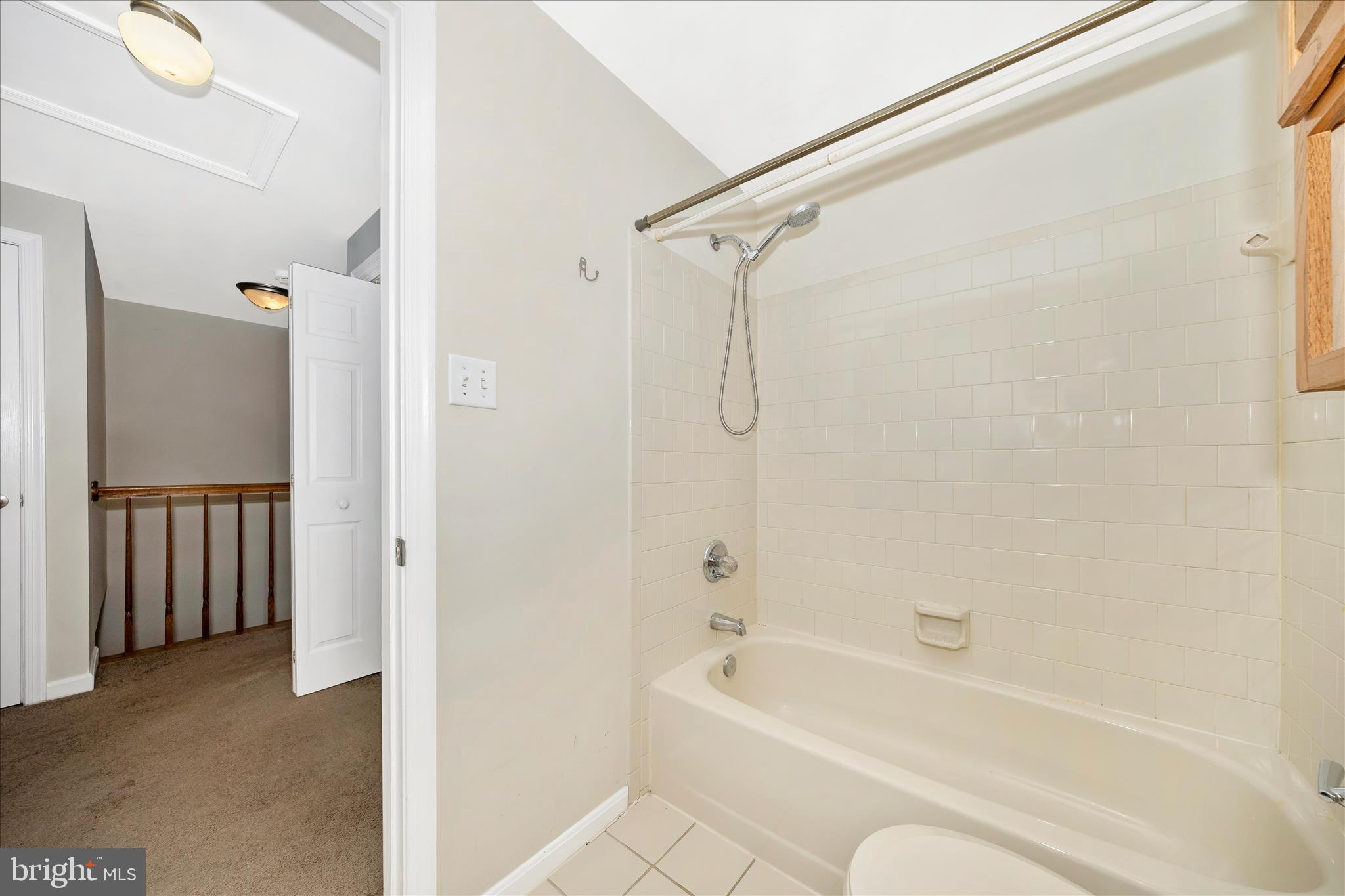 WATERSIDE - Residential Lease