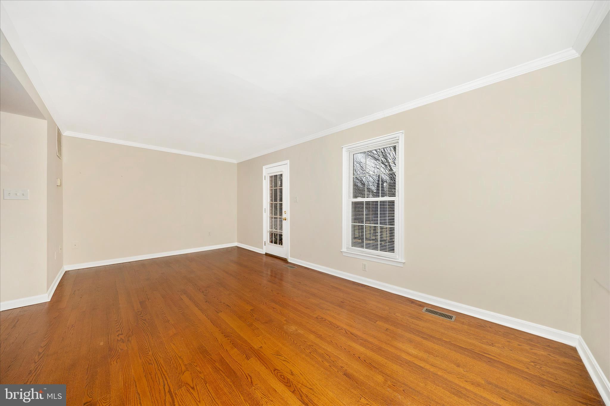 WATERSIDE - Residential Lease