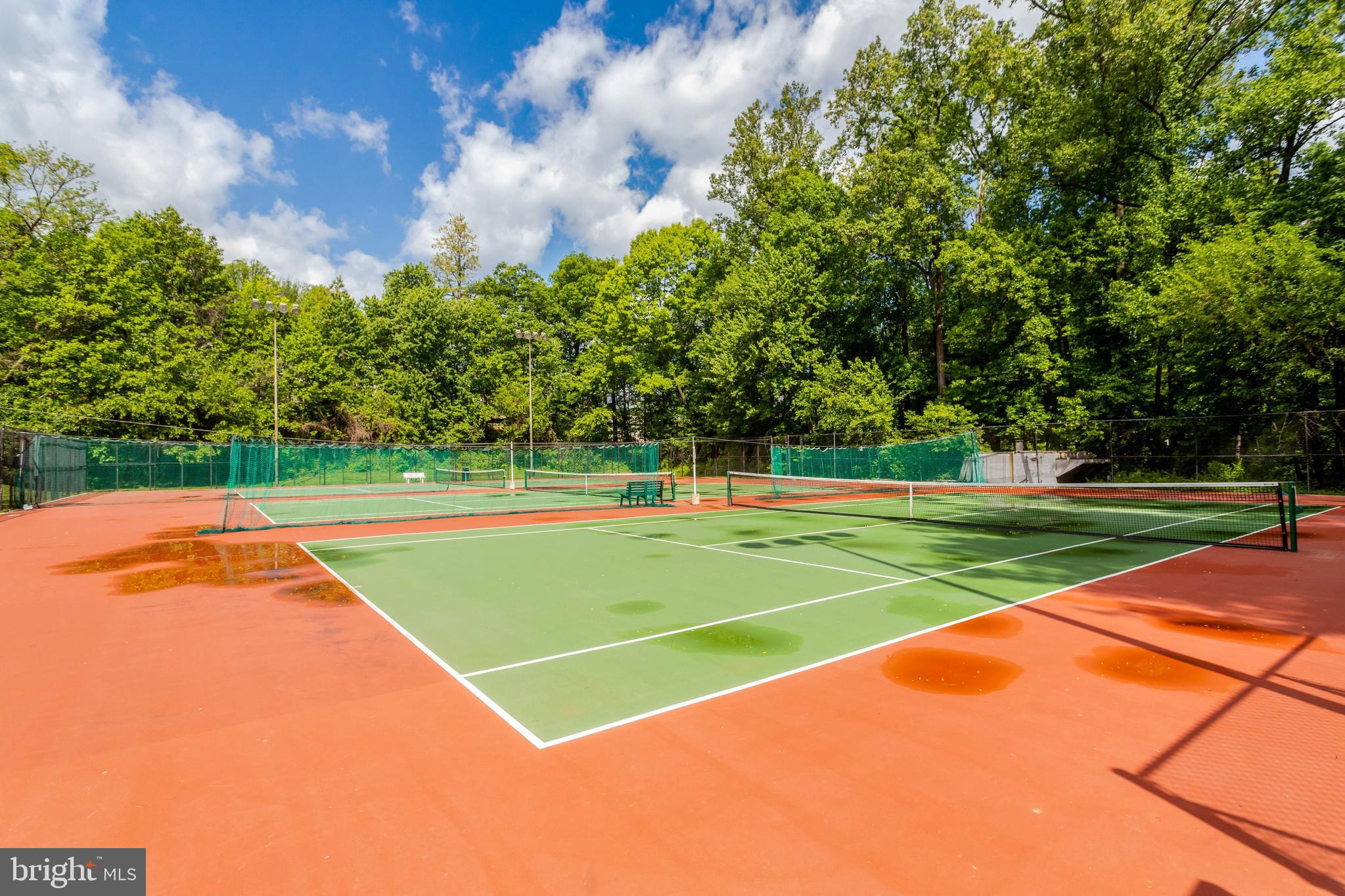RENAISSANCE AT TYSONS - Residential