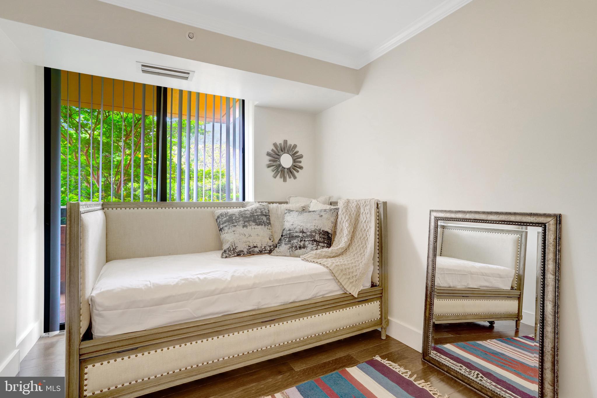 RENAISSANCE AT TYSONS - Residential